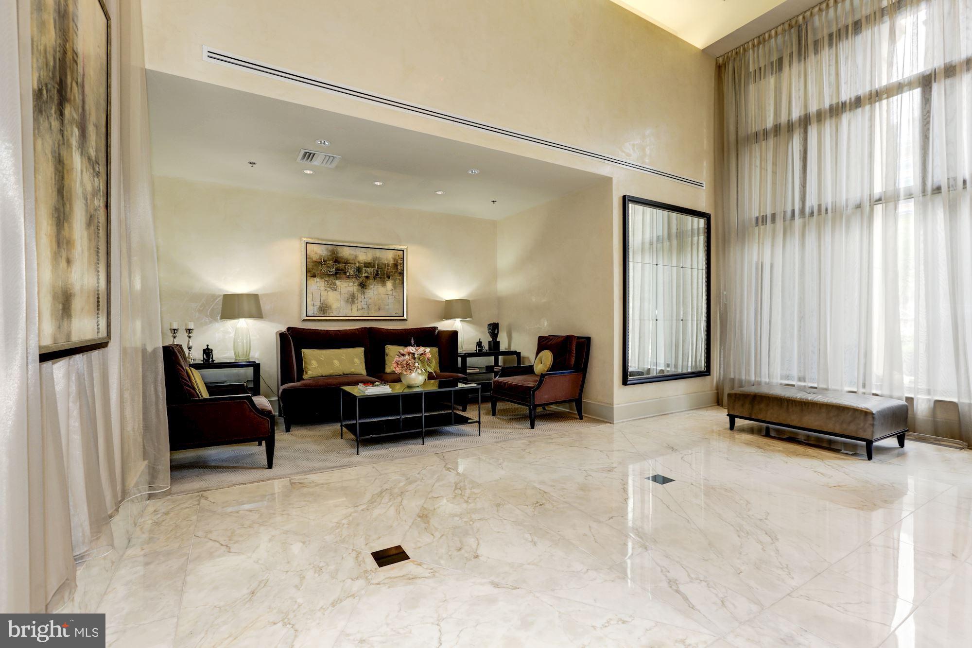 LIONSGATE - Residential