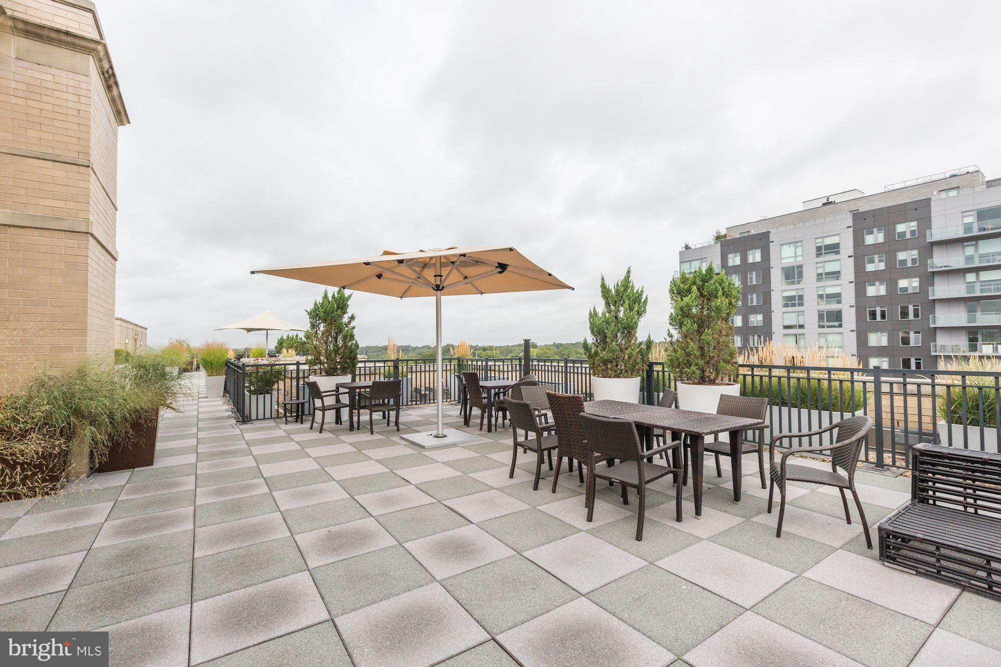 LIONSGATE - Residential