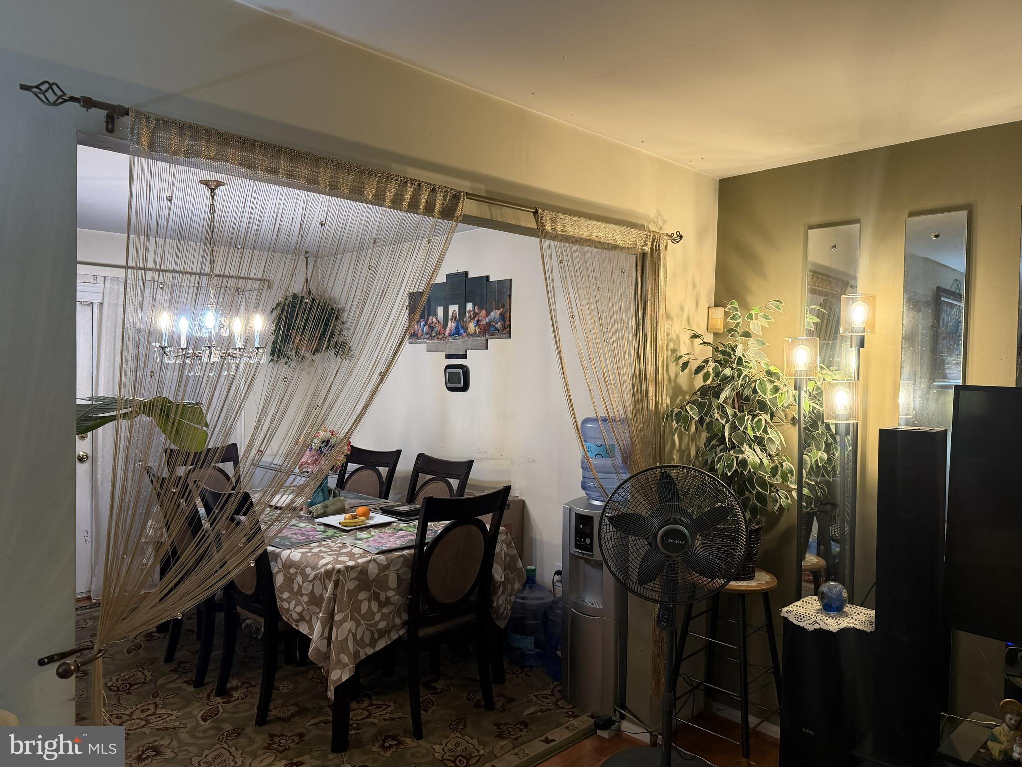 WILLOW HILLS - Residential