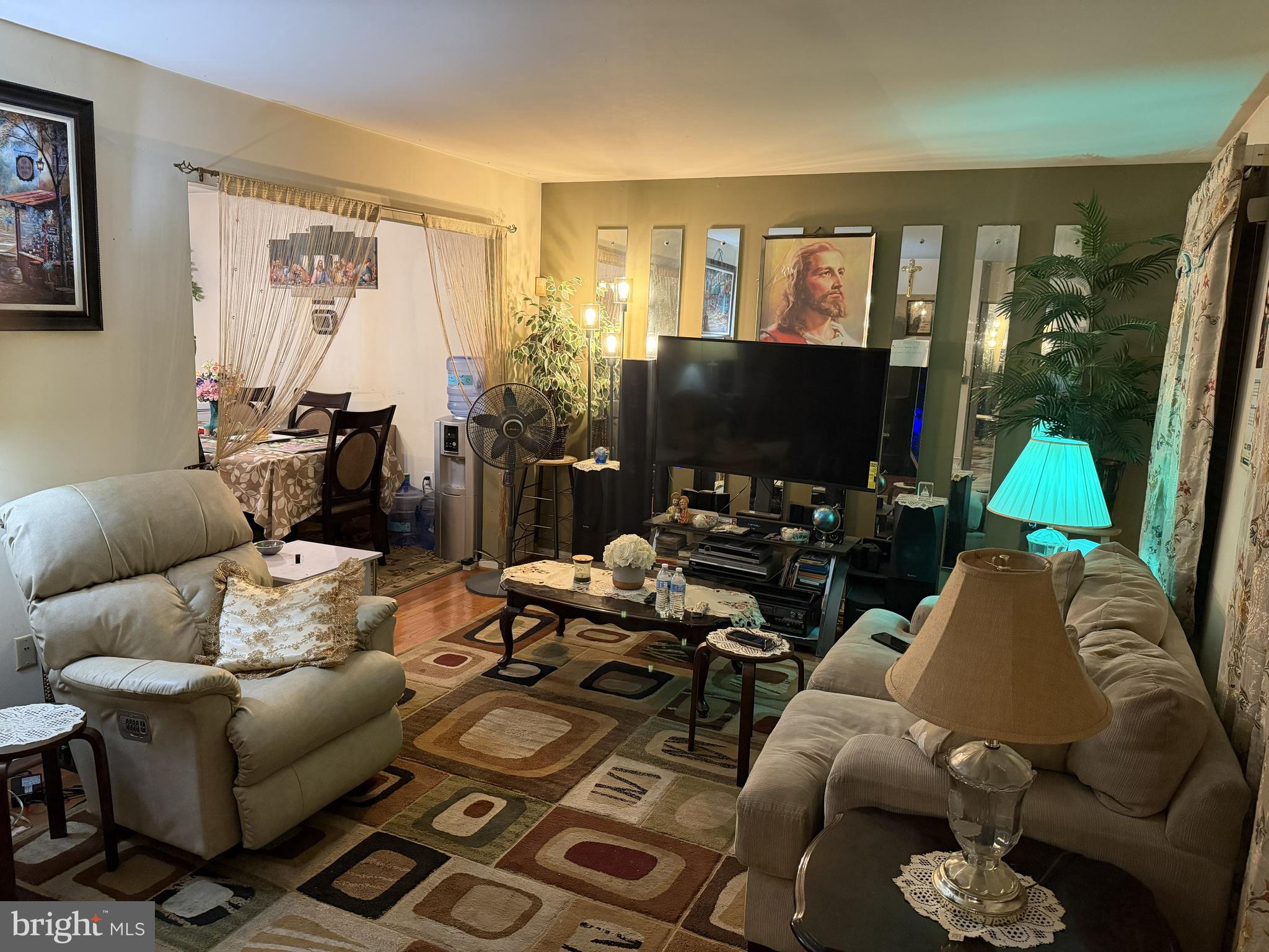 WILLOW HILLS - Residential