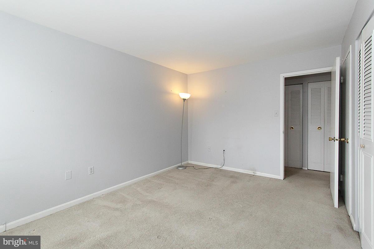 CANTERBURY SQUARE - Residential