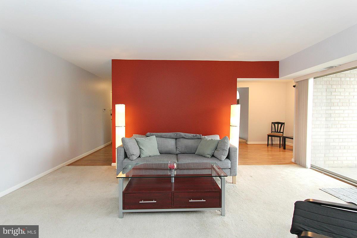 CANTERBURY SQUARE - Residential