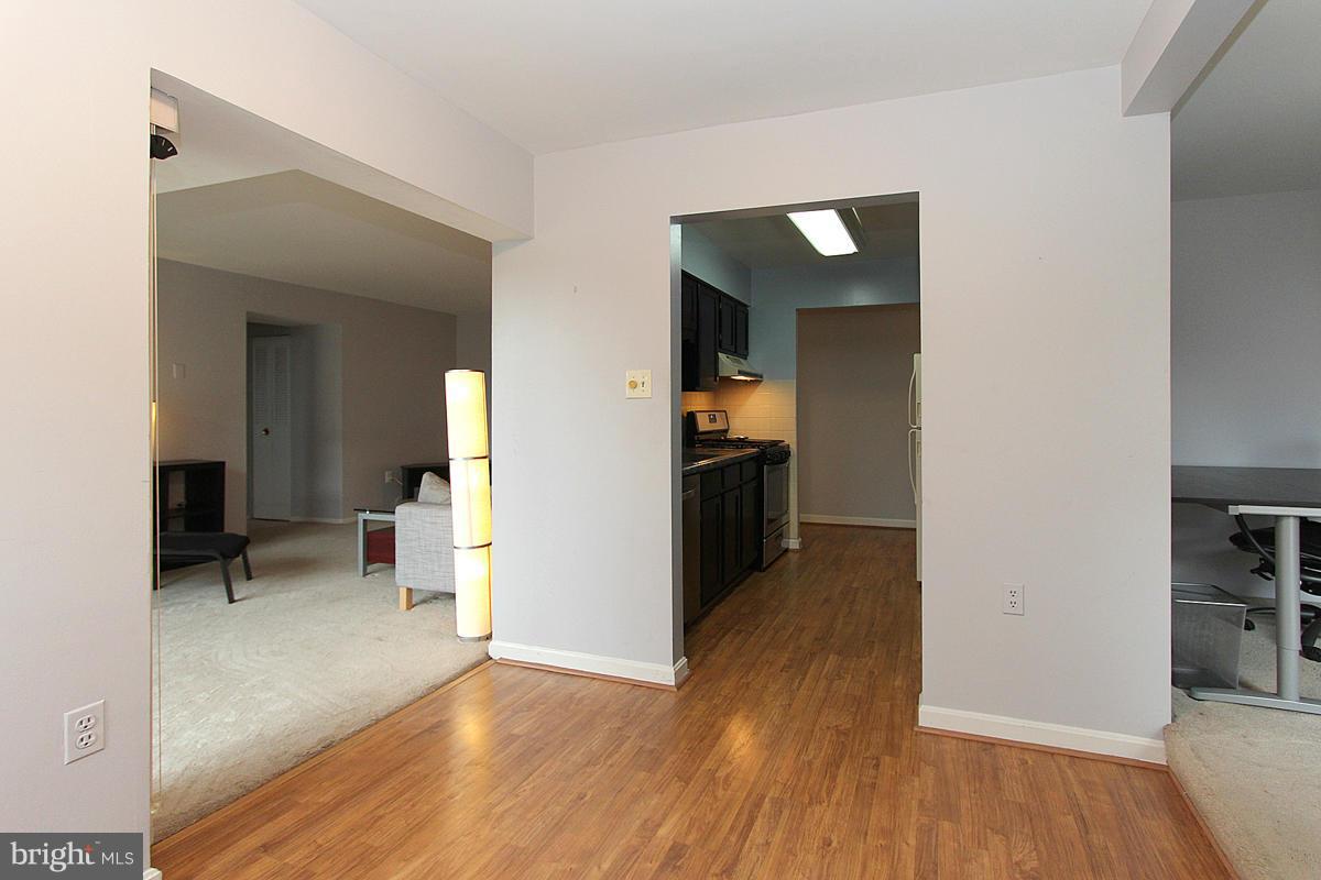 CANTERBURY SQUARE - Residential