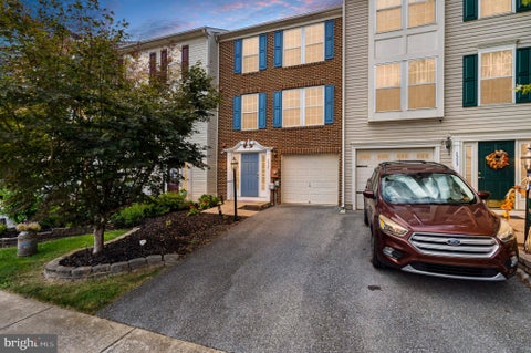 Townhouse For Sale - 1331 Mare Street<br/> RANSON, WV 25438