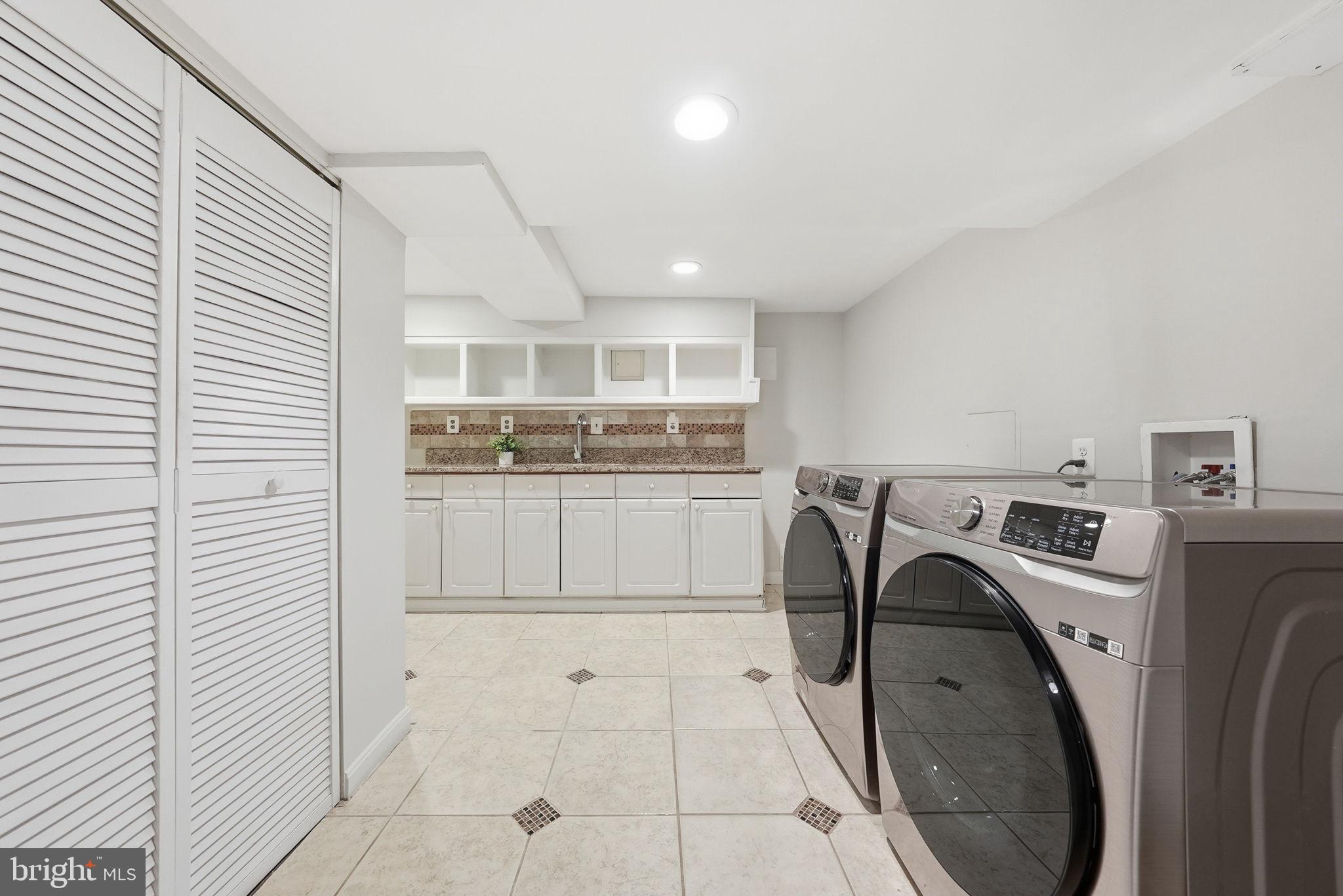 TYLER PARK - Residential