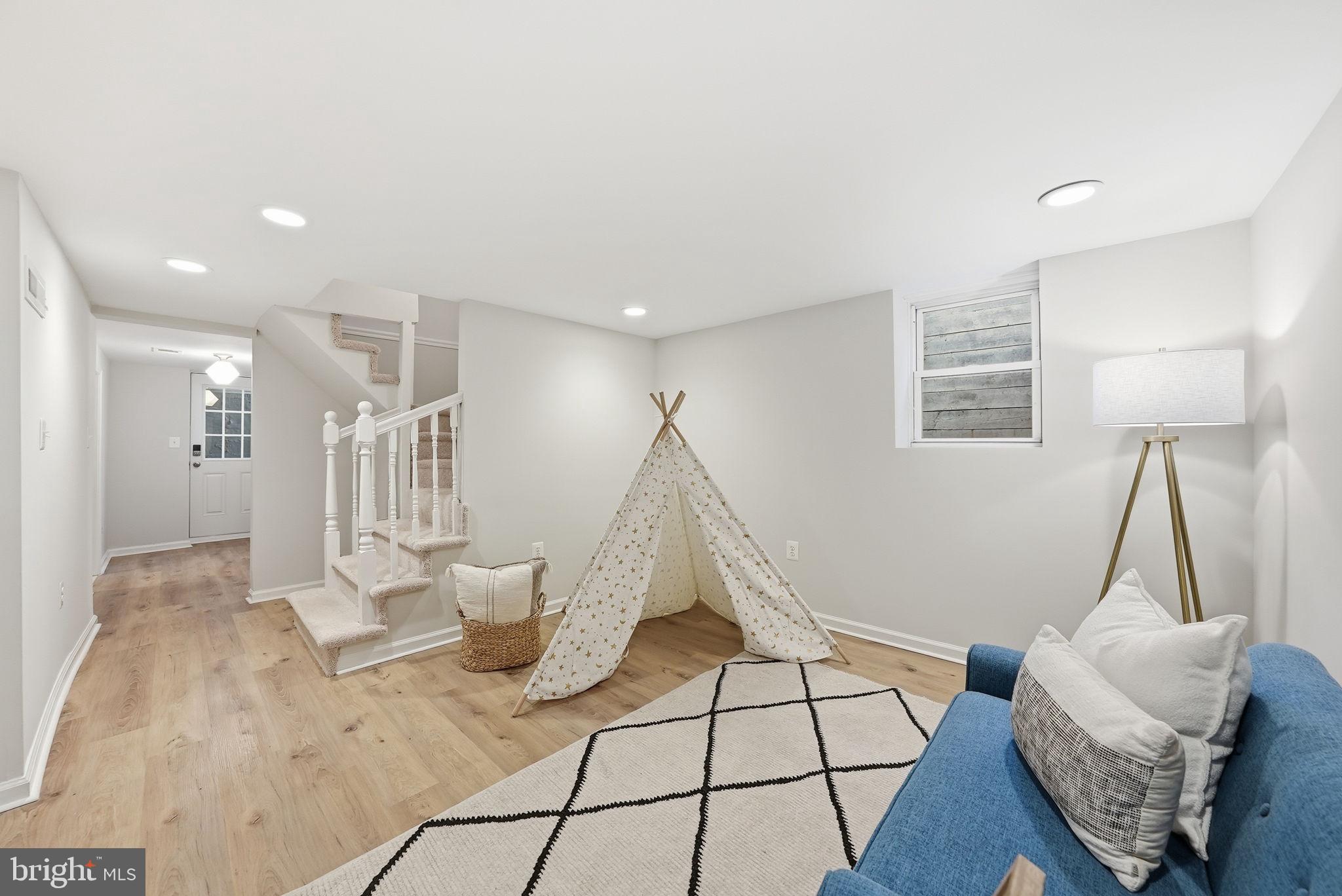 TYLER PARK - Residential