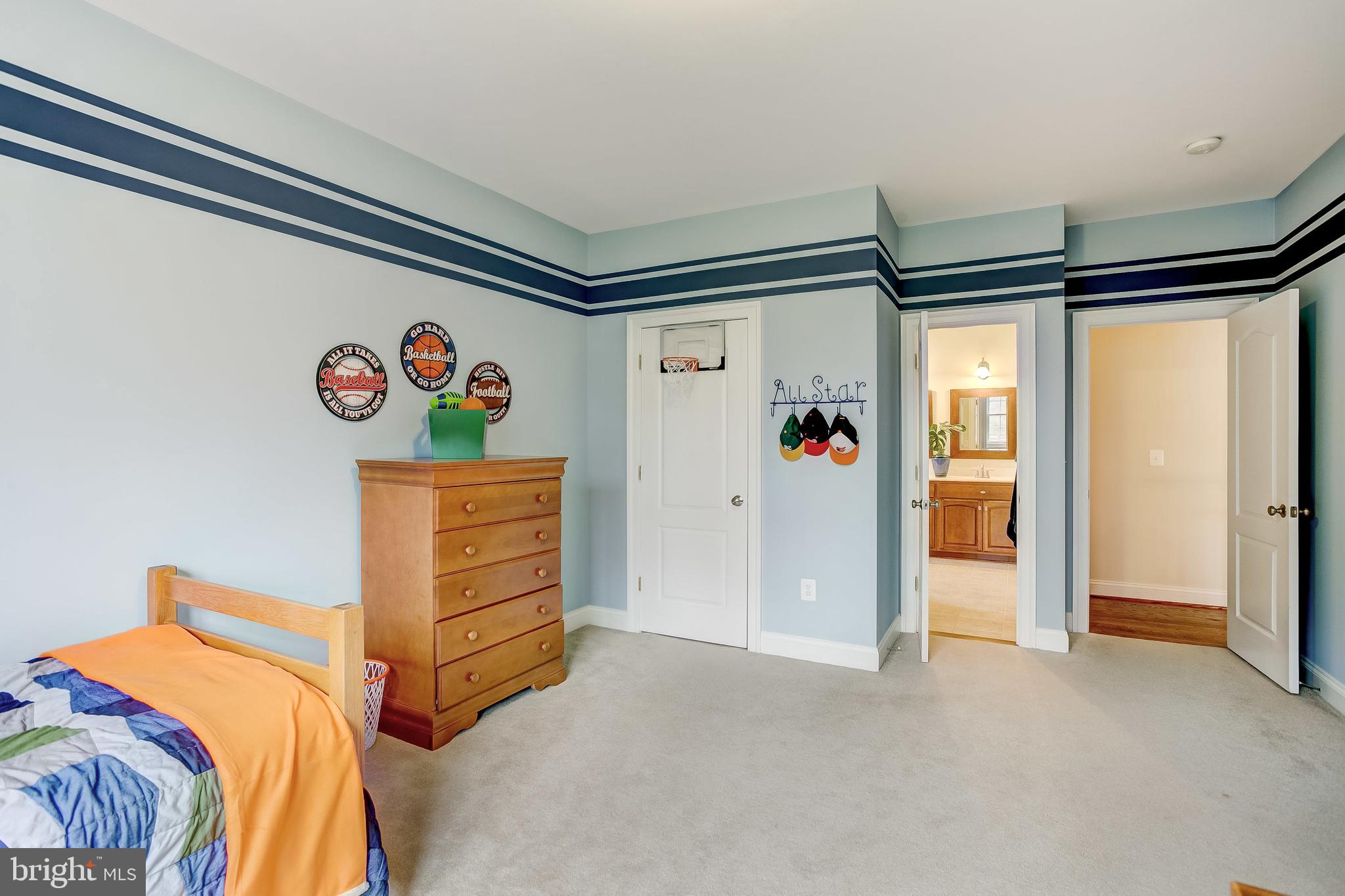 CLARKSVILLE HUNT - Residential