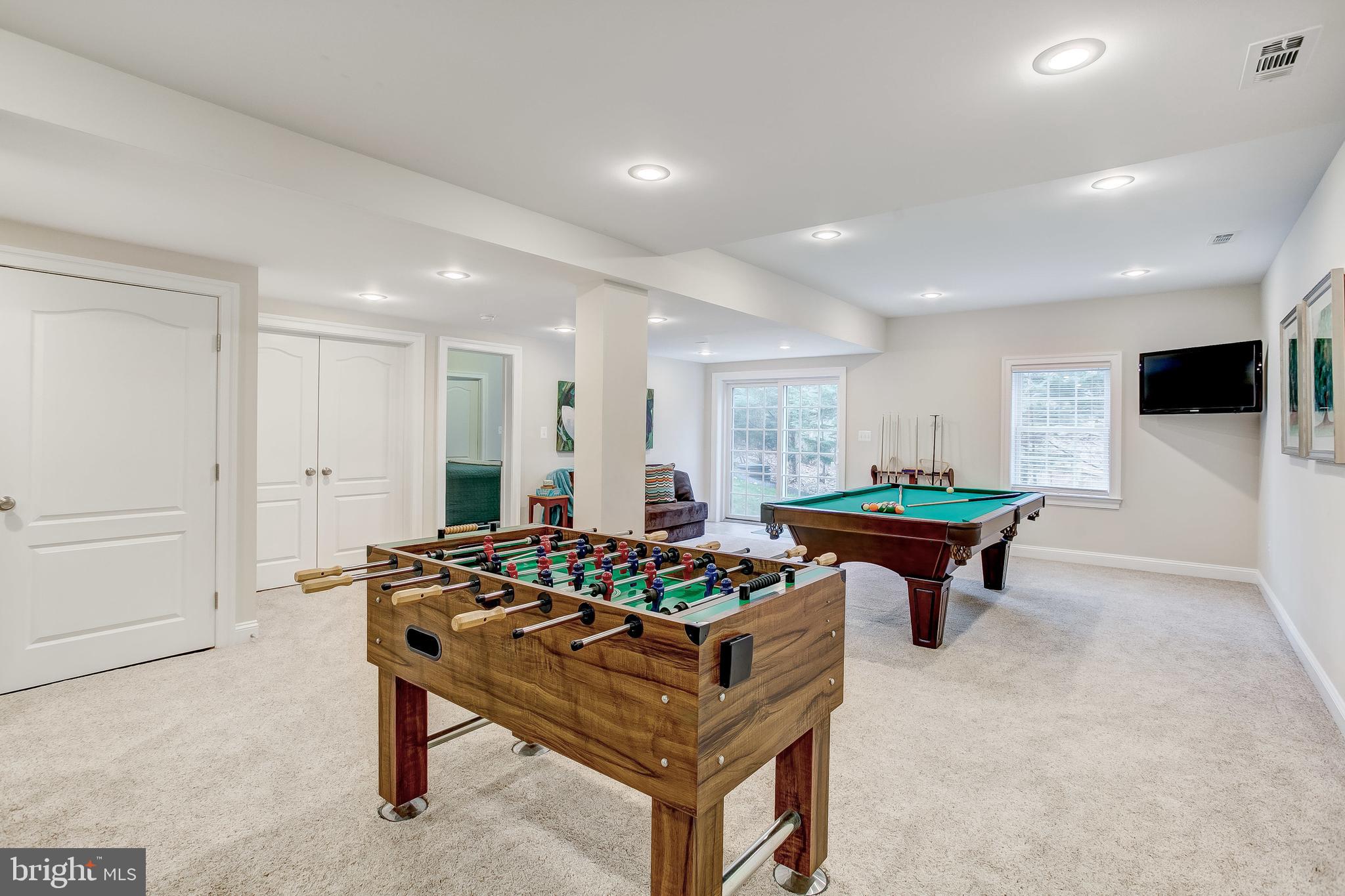 CLARKSVILLE HUNT - Residential