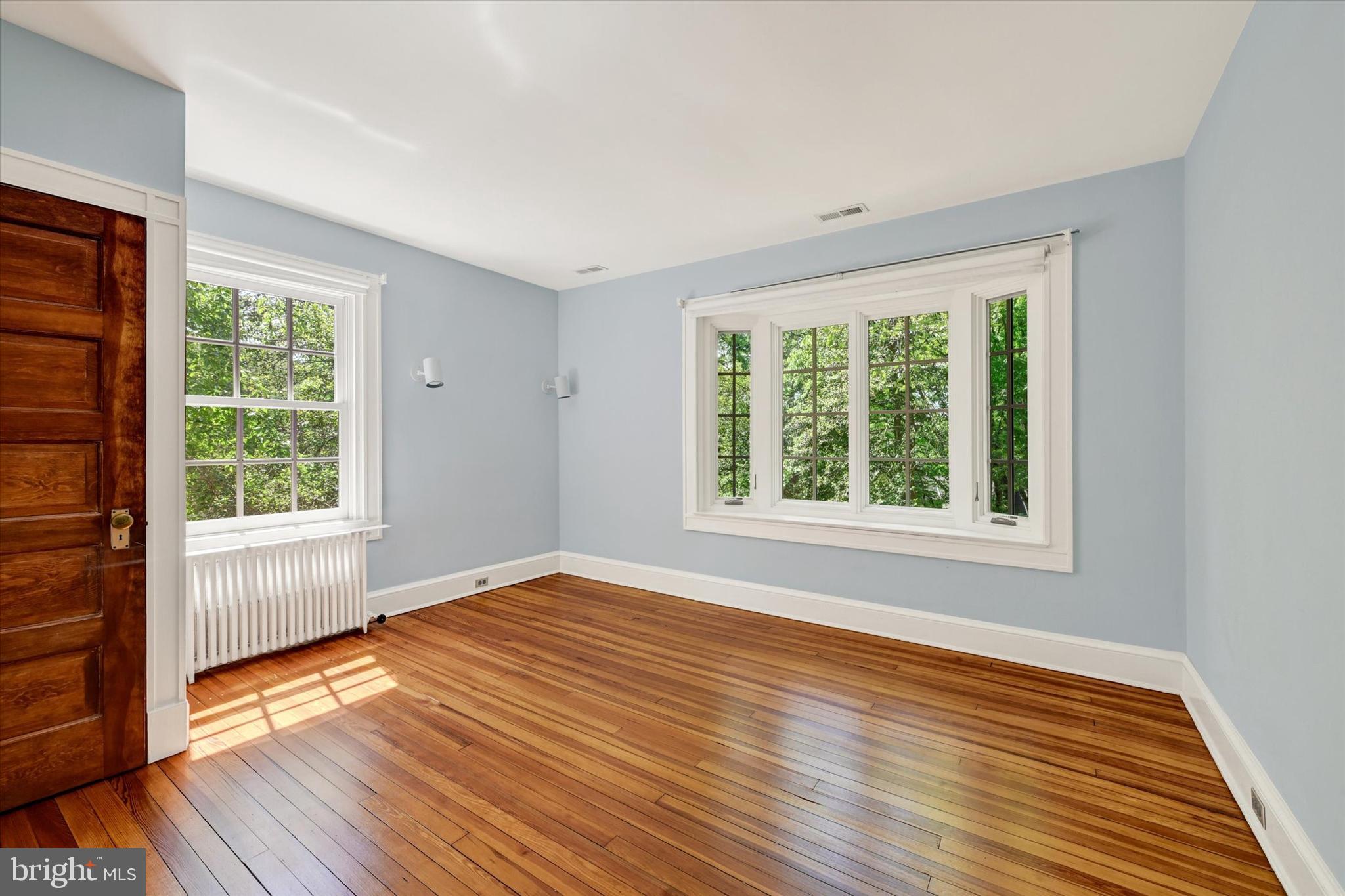 ROLAND PARK - Residential