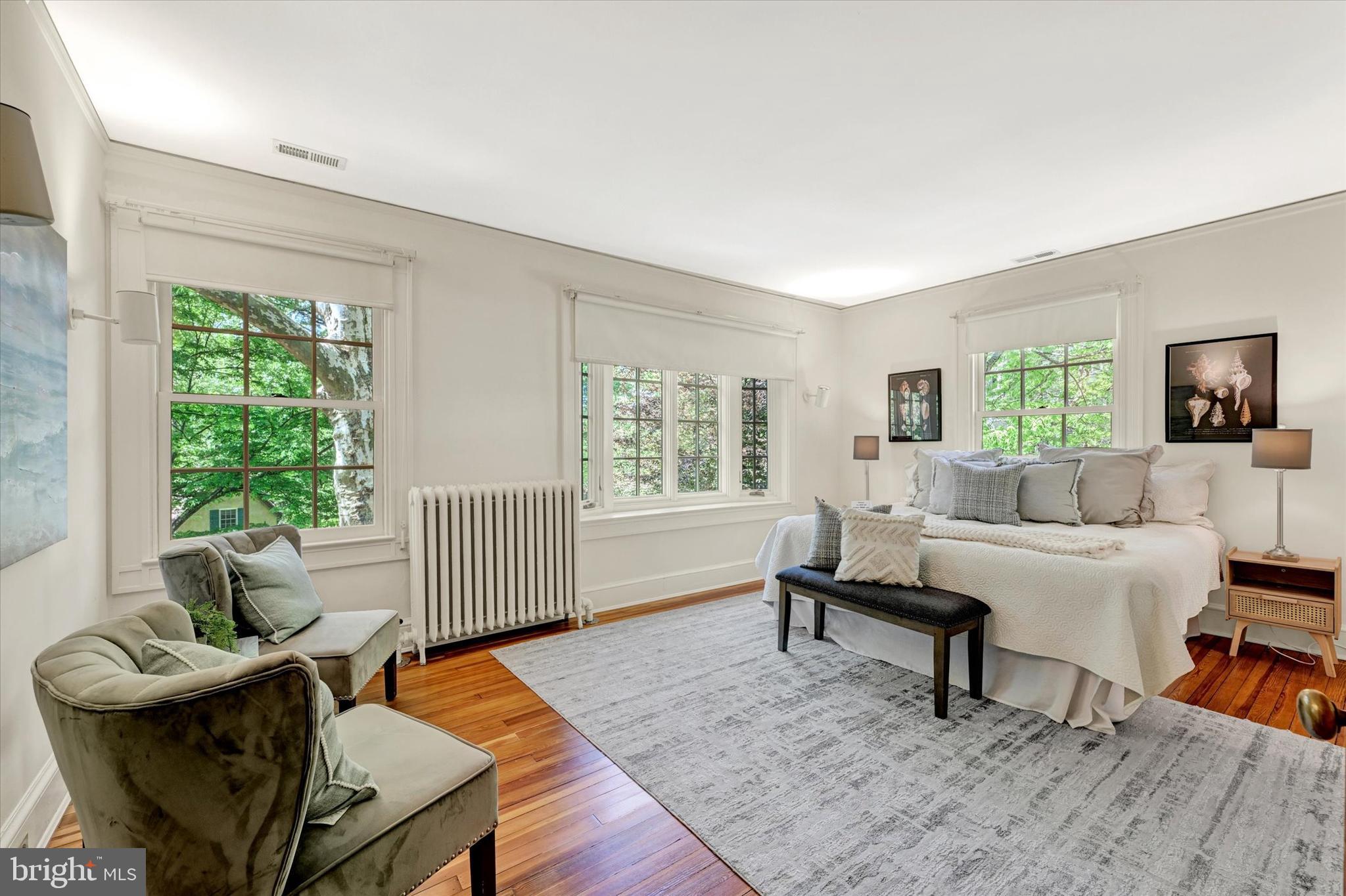 ROLAND PARK - Residential