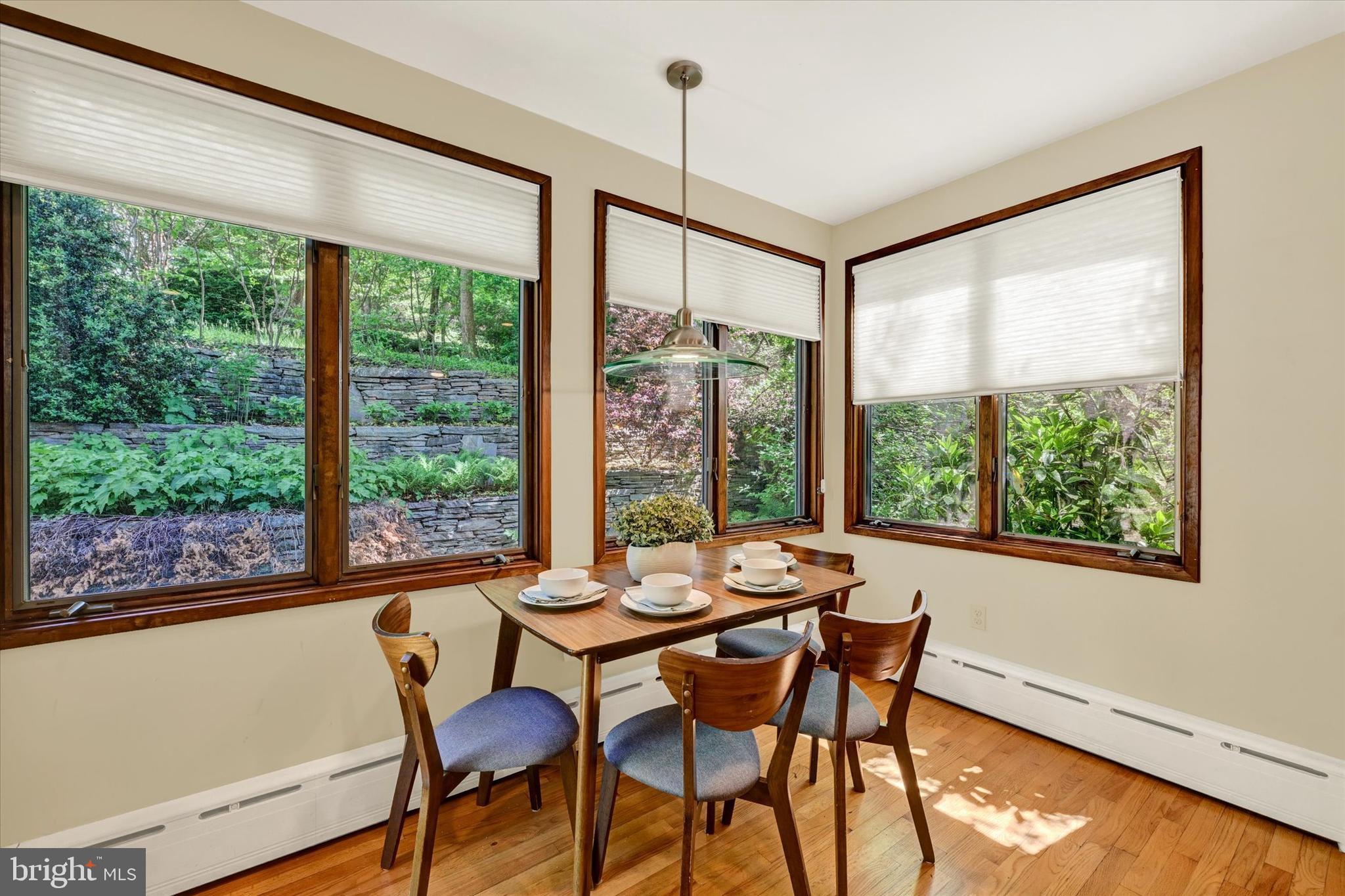 ROLAND PARK - Residential