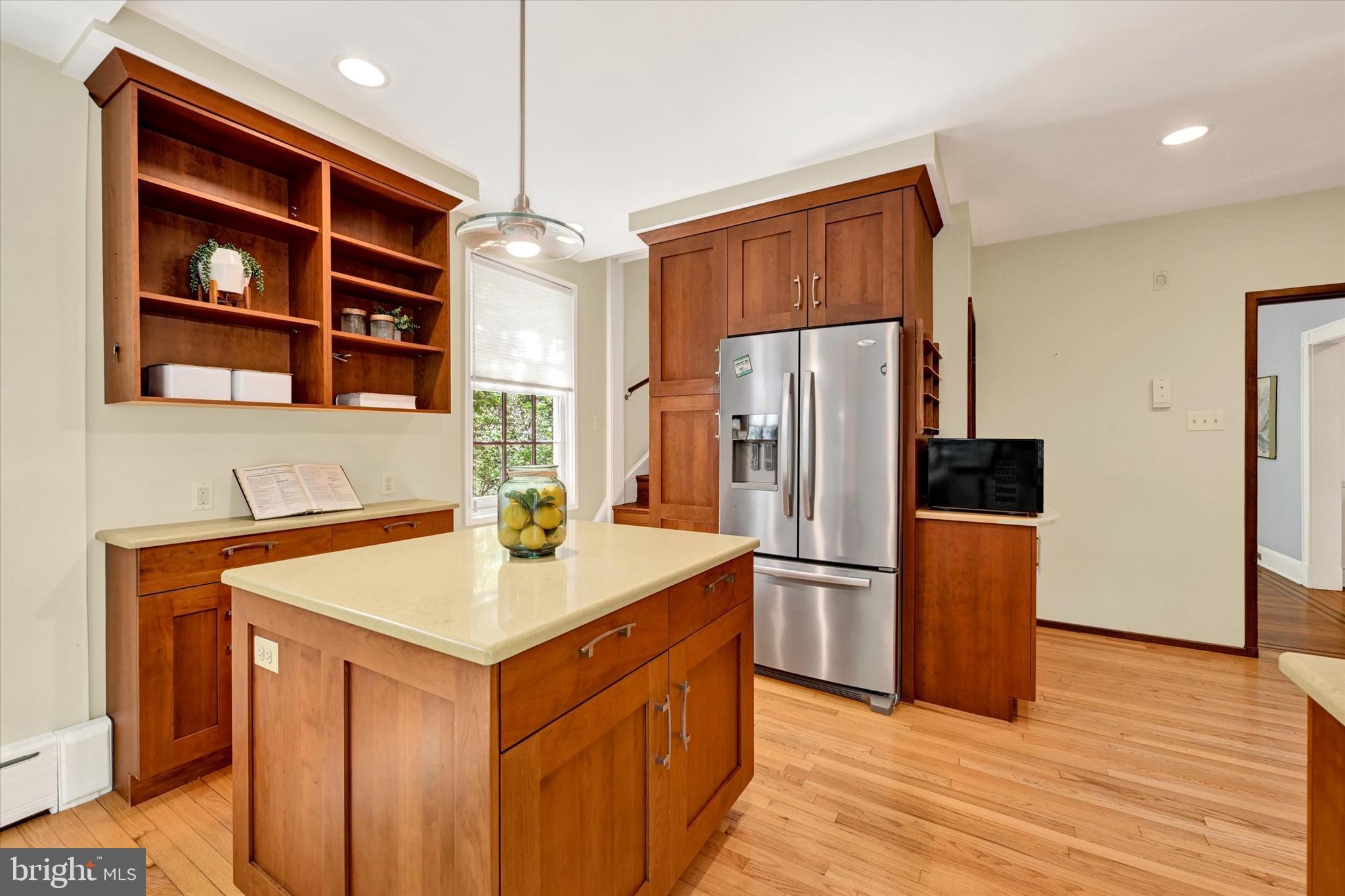 ROLAND PARK - Residential