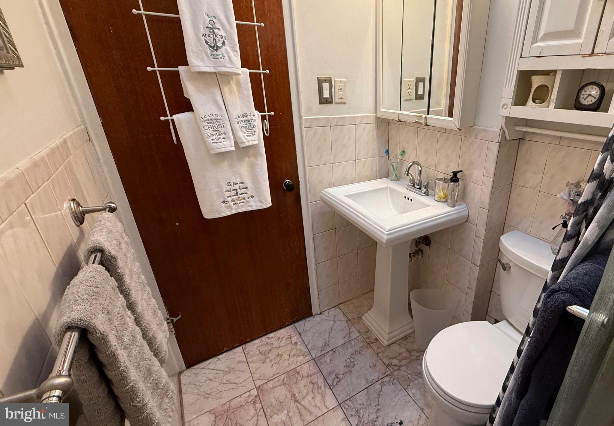 ELMWOOD PARK - Residential