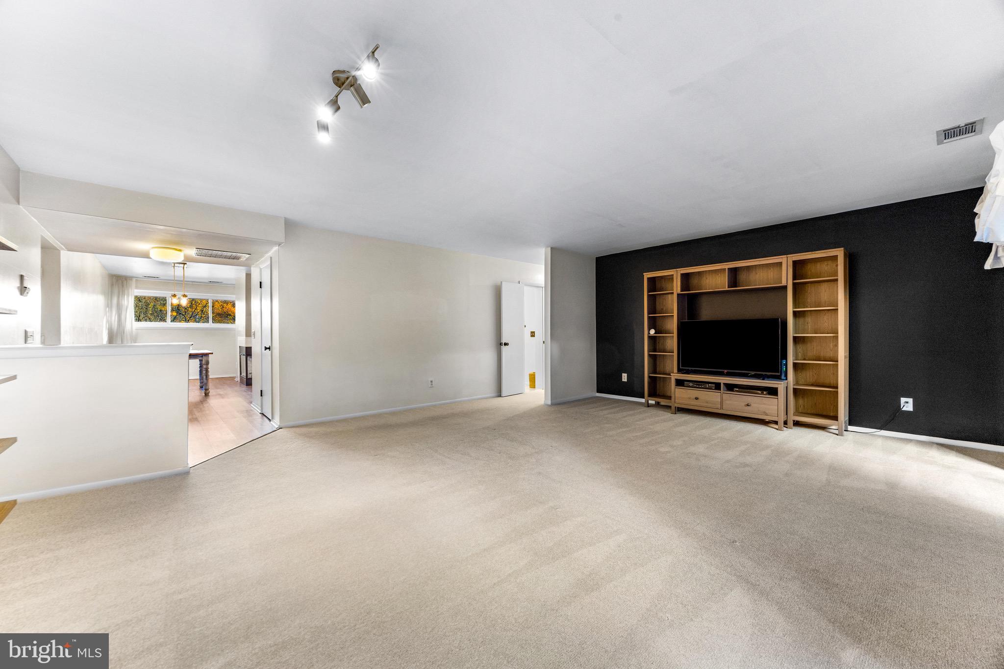 JONES VALLEY - Residential