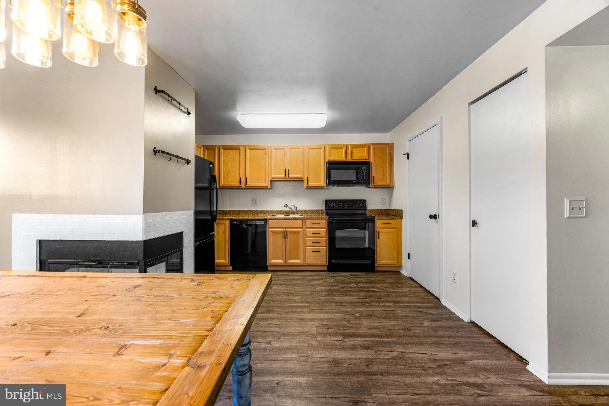 6909 JONES VIEW DRIVE 1A