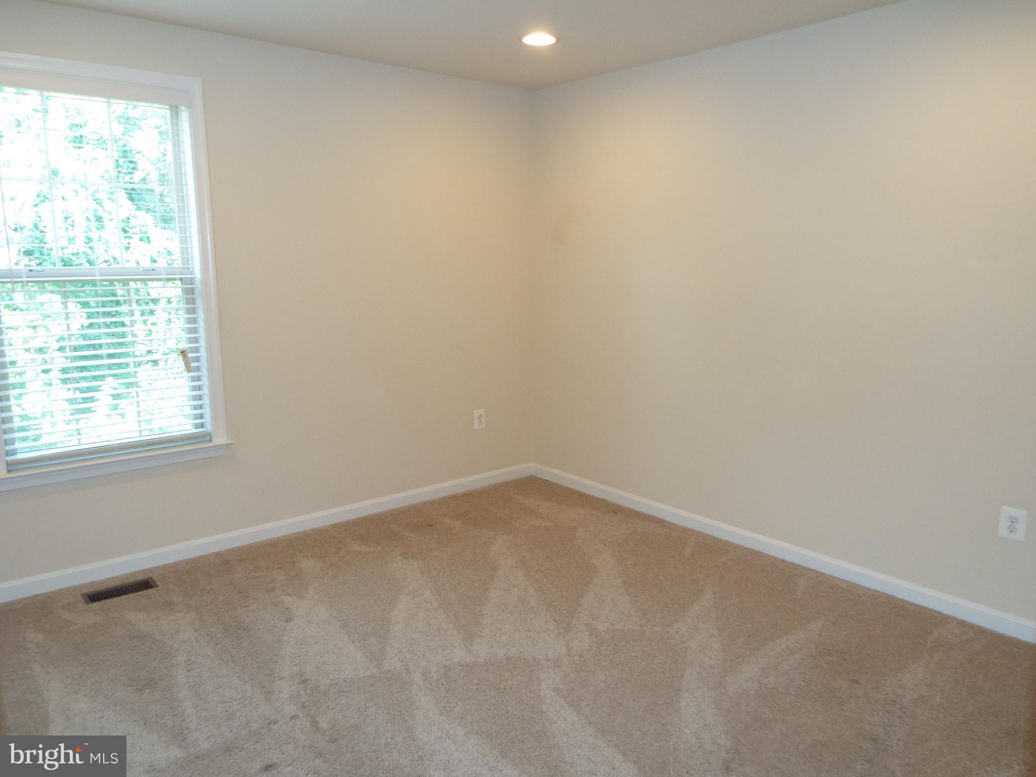 UPTON FARM - Residential