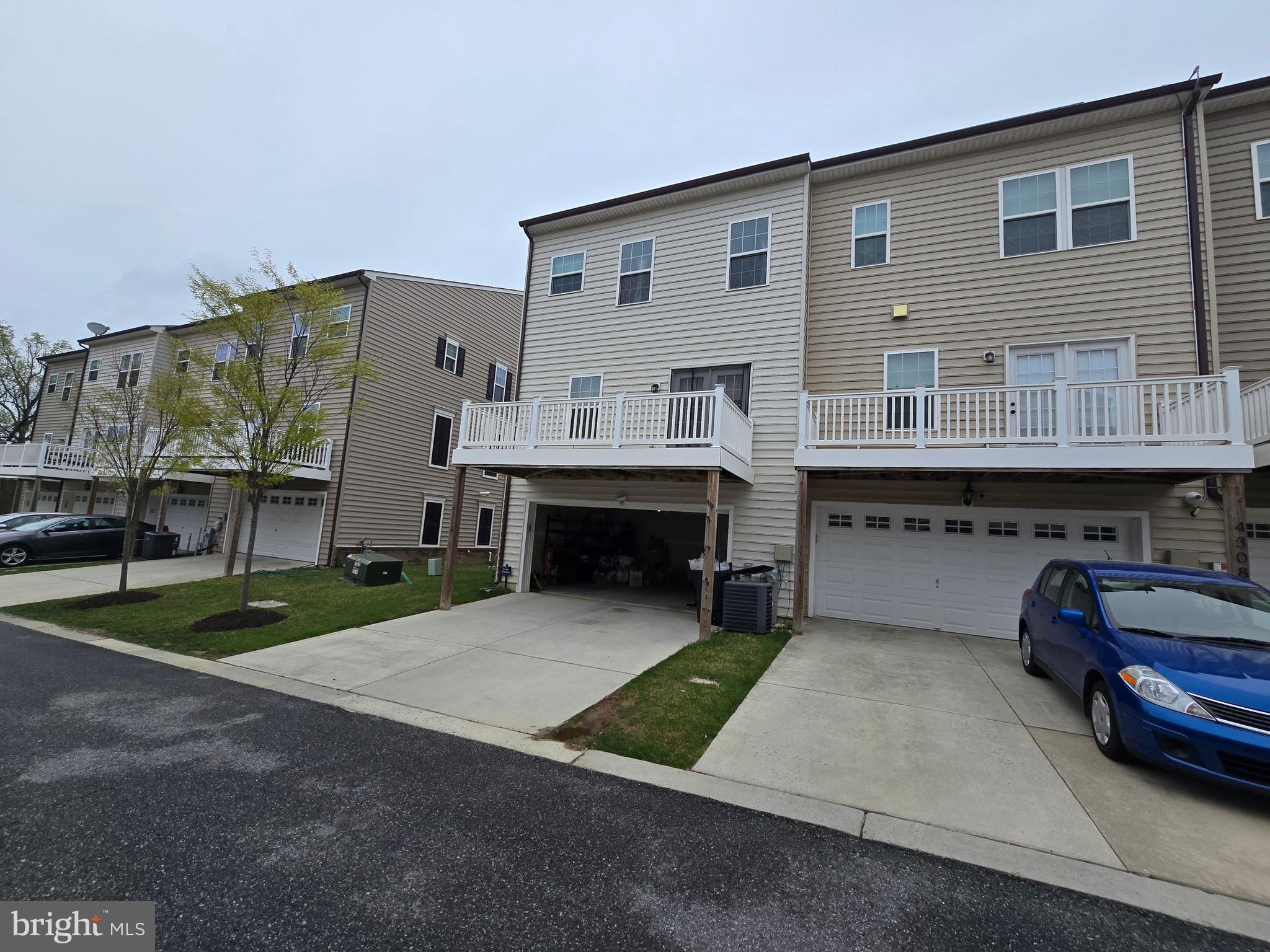 BALLARD GREEN - Residential Lease