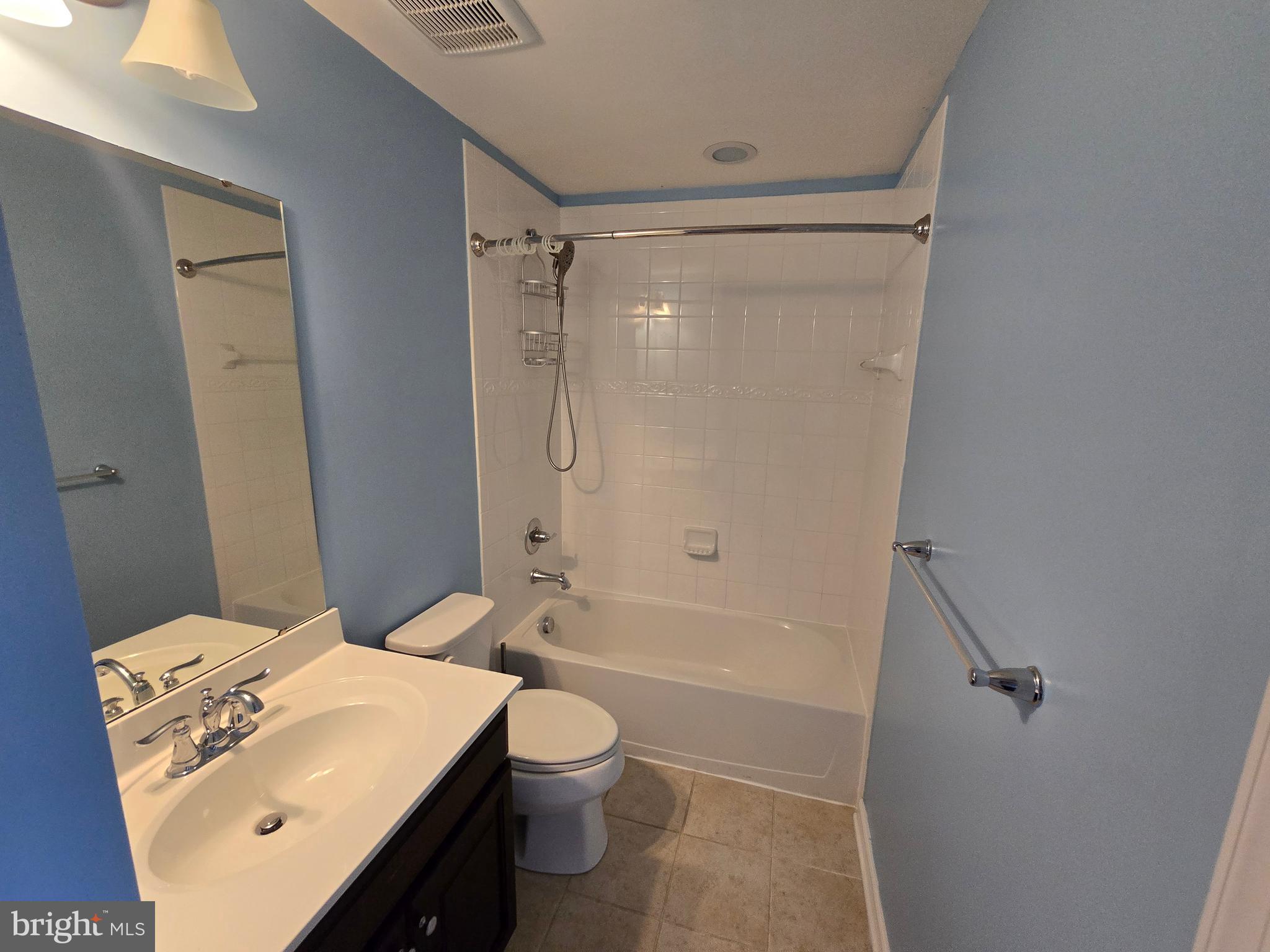 BALLARD GREEN - Residential Lease