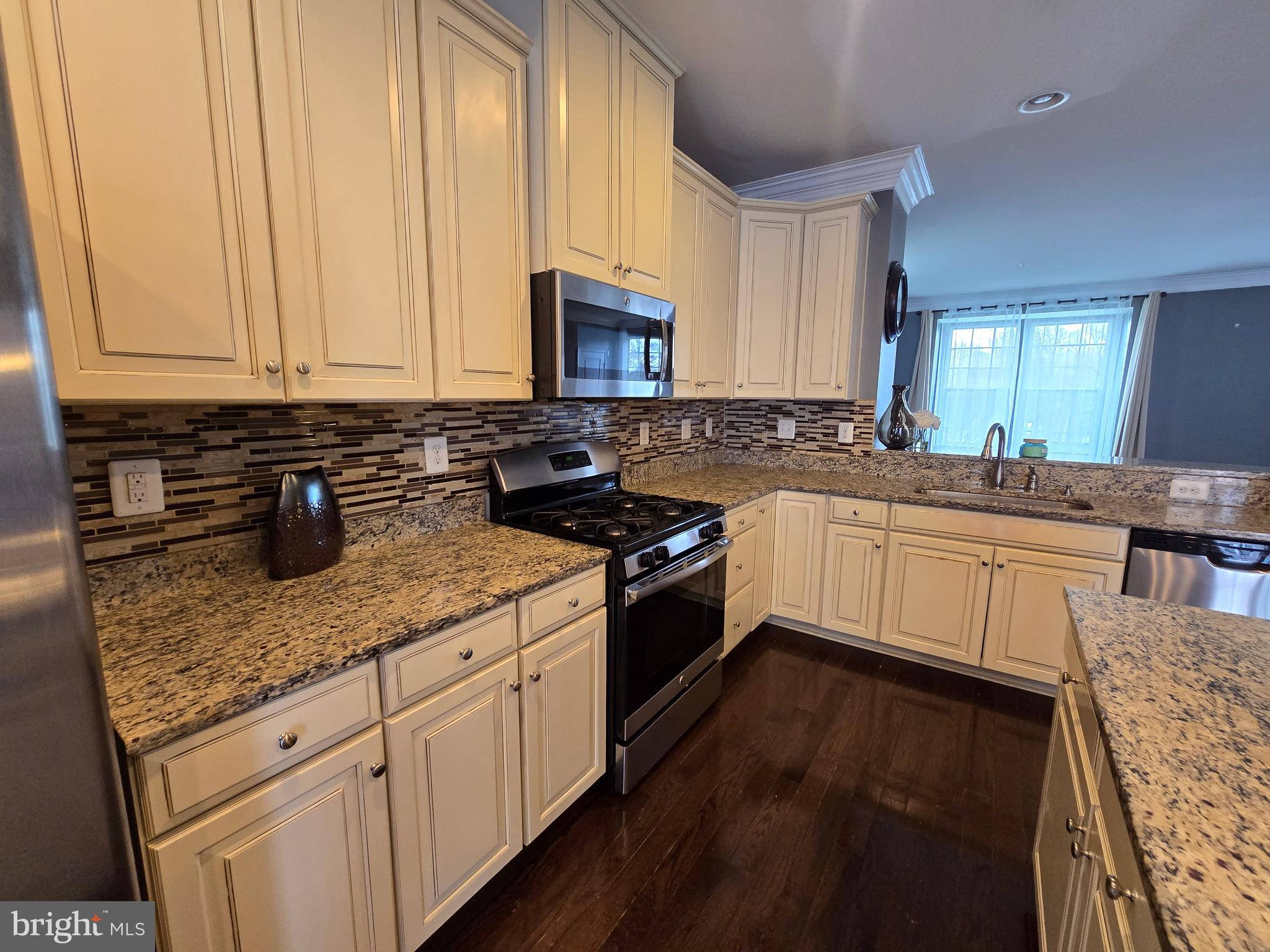 BALLARD GREEN - Residential Lease