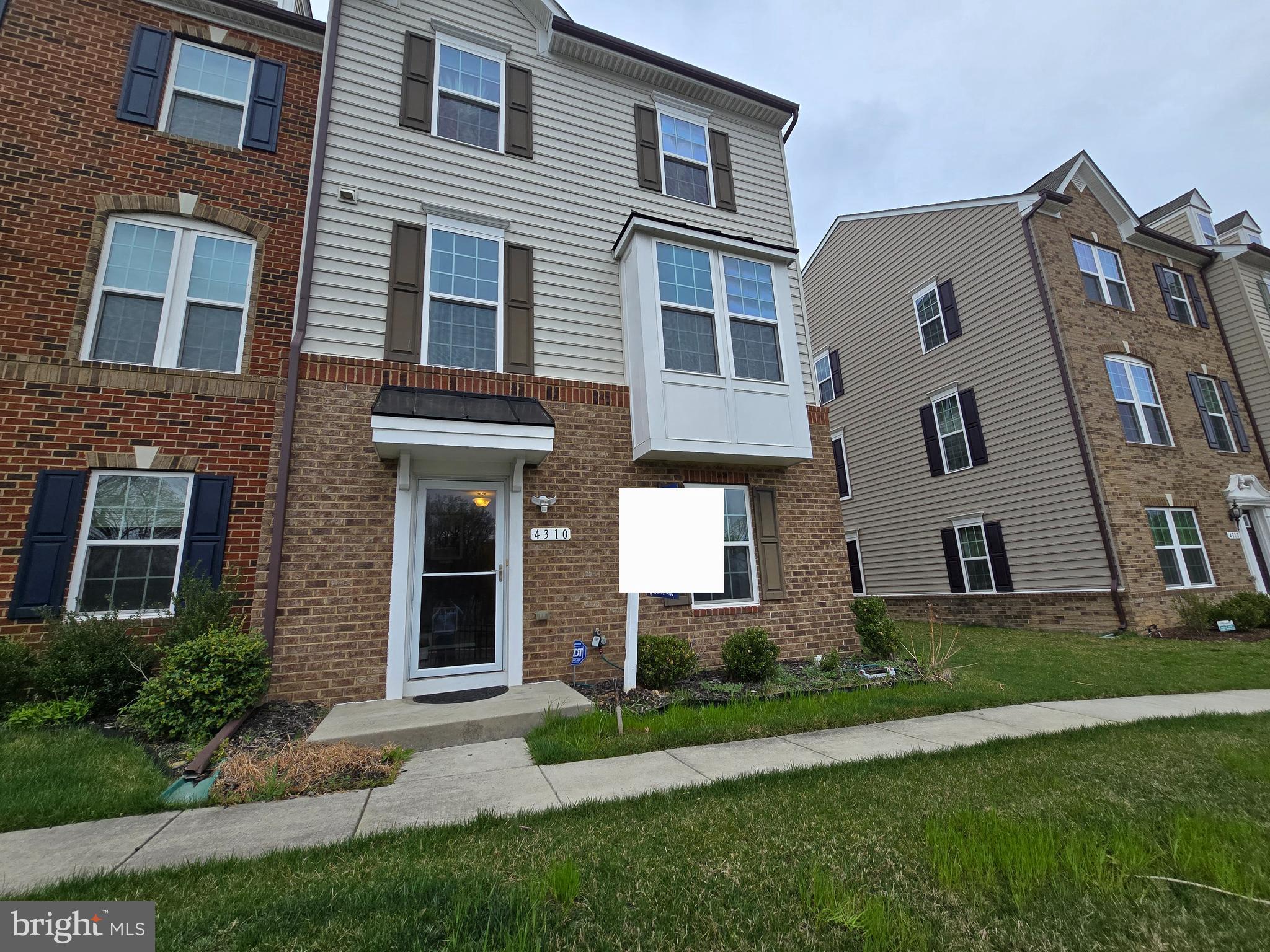 BALLARD GREEN - Residential Lease