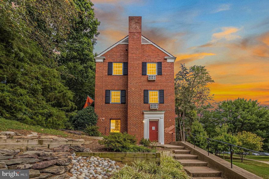 Nestled within the picturesque streets of Alexandria, this property is a well-kept secret that invites you to immerse yourself in a lifestyle defined by unmatched comfort and convenience. This captivating two-level interior row townhouse, featuring 2 bedrooms and 1 bath, has undergone an impressive transformation, leaving no detail unattended in its pursuit of sophistication and contemporary living.

Upon entering, an inviting foyer that leads you into a spacious and sun-drenched retreat. The open living and dining area elegantly embellished with crown molding and bathed in abundant natural light. However, the true centerpiece of this residence is its kitchen, a haven where culinary aspirations are brought to fruition. Pristine white cabinets, gleaming granite countertops, stainless-steel appliances, and the convenience of gas cooking are poised to inspire your inner chef.

Venturing upstairs, you'll find two cozy bedrooms, with the owner's bedroom. The bathroom has also been tastefully upgraded, showcasing new gray tile floors and a reglazed soaking tub and tub/shower surround. Convenience is at your fingertips with in-unit laundry discreetly tucked away in the second-floor hallway closet – a coveted amenity in the Parkfairfax community.

Yet, what truly sets this property apart is its idyllic location within the Parkfairfax community. Upon opening your front door, you'll be greeted by tranquil views of mature trees and an inviting outdoor sitting area, providing the perfect backdrop for reconnecting with nature or savoring your favorite grilled dishes. Parkfairfax itself is a verdant oasis spanning 132 meticulously landscaped and wooded acres, conveniently positioned next to 395 for effortless access to Washington, DC.

Residents here enjoy an array of amenities, including three sparkling swimming pools, a state-of-the-art exercise facility, tot lots for the younger members of the community, tennis courts for sports enthusiasts, a convenient car wash, on-site laundry rooms, and scenic wooded trails for leisurely walks. For those desiring a pedestrian-friendly lifestyle, a footbridge seamlessly connects Parkfairfax to Shirlington's vibrant shops and delectable restaurants, ensuring that all your necessities are within a pleasant 15-minute walk.

With its impeccable updates, superb location, and a community that offers the perfect blend of natural beauty and convenience, this property transcends being just a rental; it extends an invitation to embrace an exceptionally extraordinary lifestyle. Schedule your visit today and embark on a journey to discover your ideal sanctuary in the heart of Alexandria.

Century 21 Accent Homes is a $0 Security Deposit Option Company For REDUCED move-in costs, talk to us about our Security Deposit Replacement Program!

All residents are enrolled in the Resident Benefits Package which includes HVAC air filter delivery, on-demand pest control, utility concierge service, future home buying assistant credit, vetted licensed and insured vendors, and much more! More details upon application.