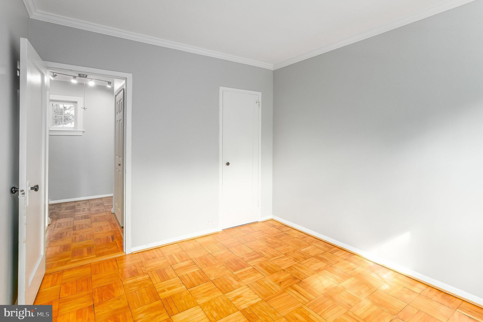 PARKFAIRFAX - Residential Lease