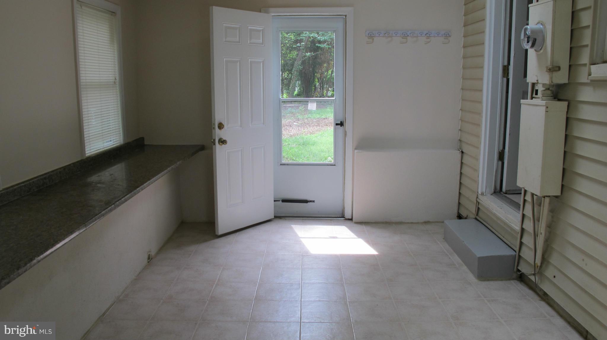 PIMMIT HILLS - Residential