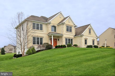 931 MEADOWOOD CIRCLE LEBANON PA 17042