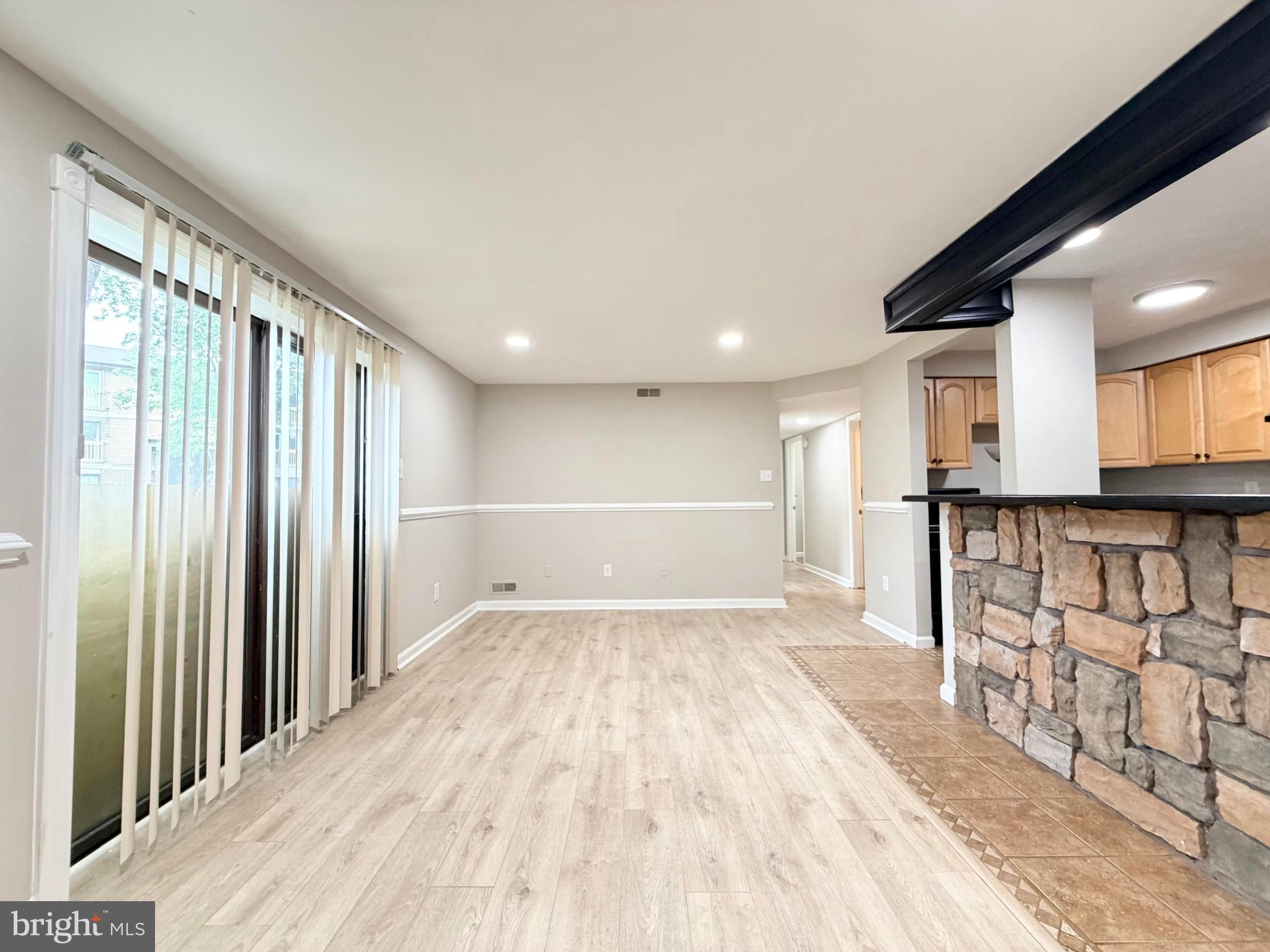 MOUNT VERNON LAKES - Residential