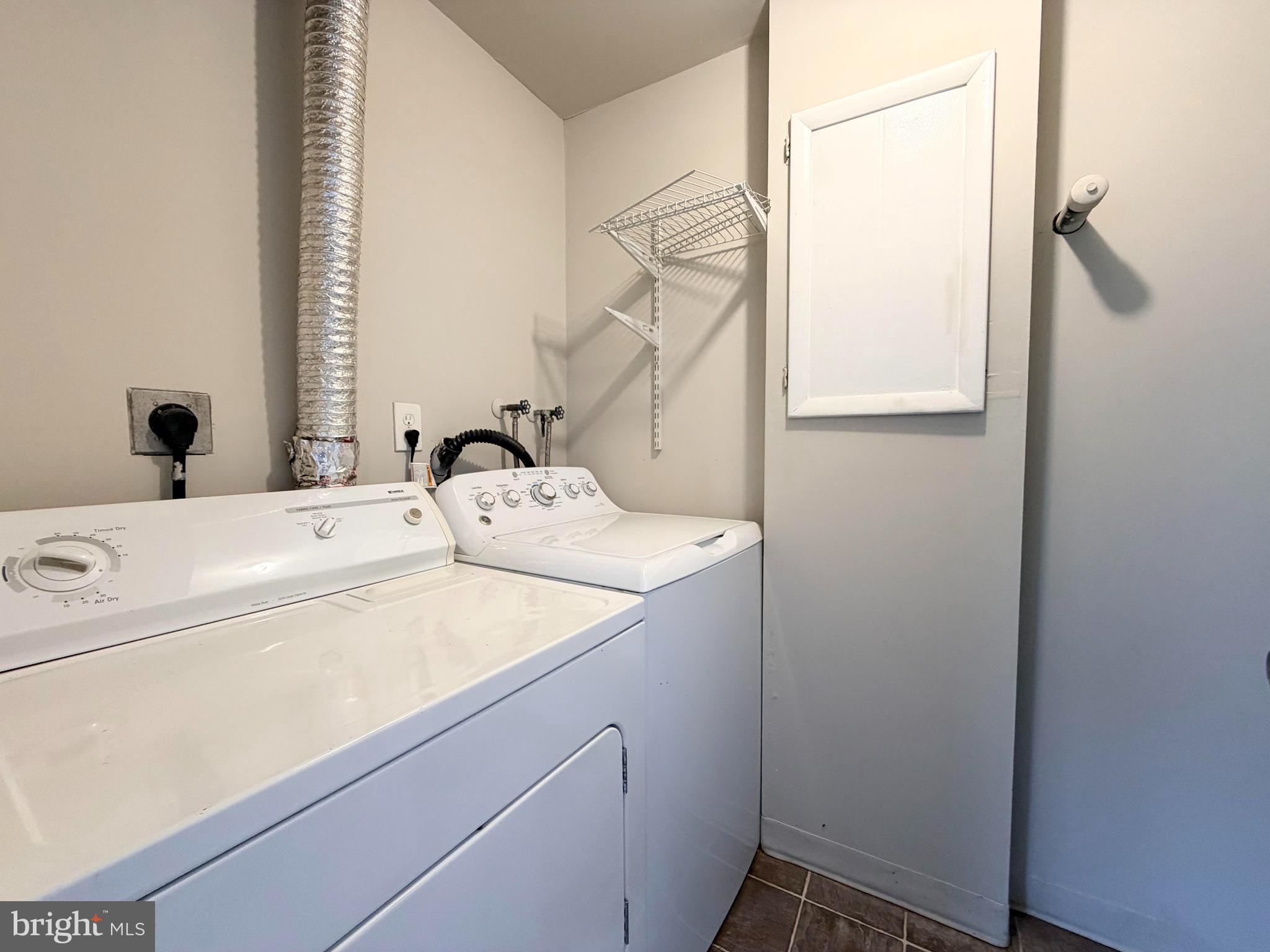 MOUNT VERNON LAKES - Residential