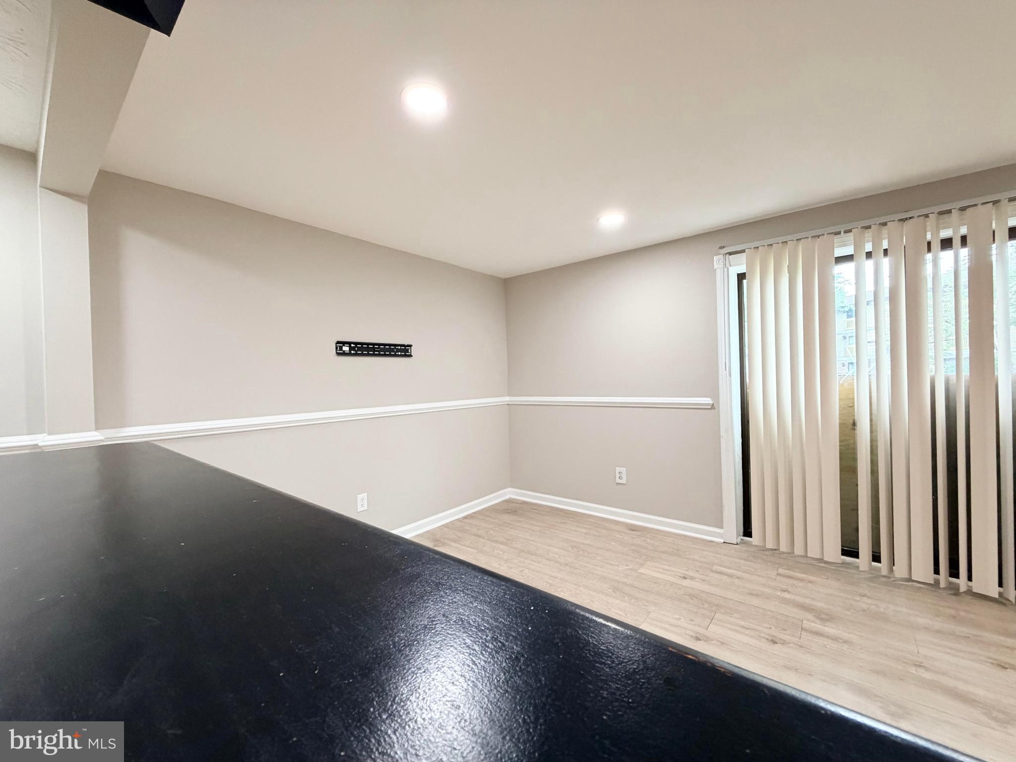 MOUNT VERNON LAKES - Residential
