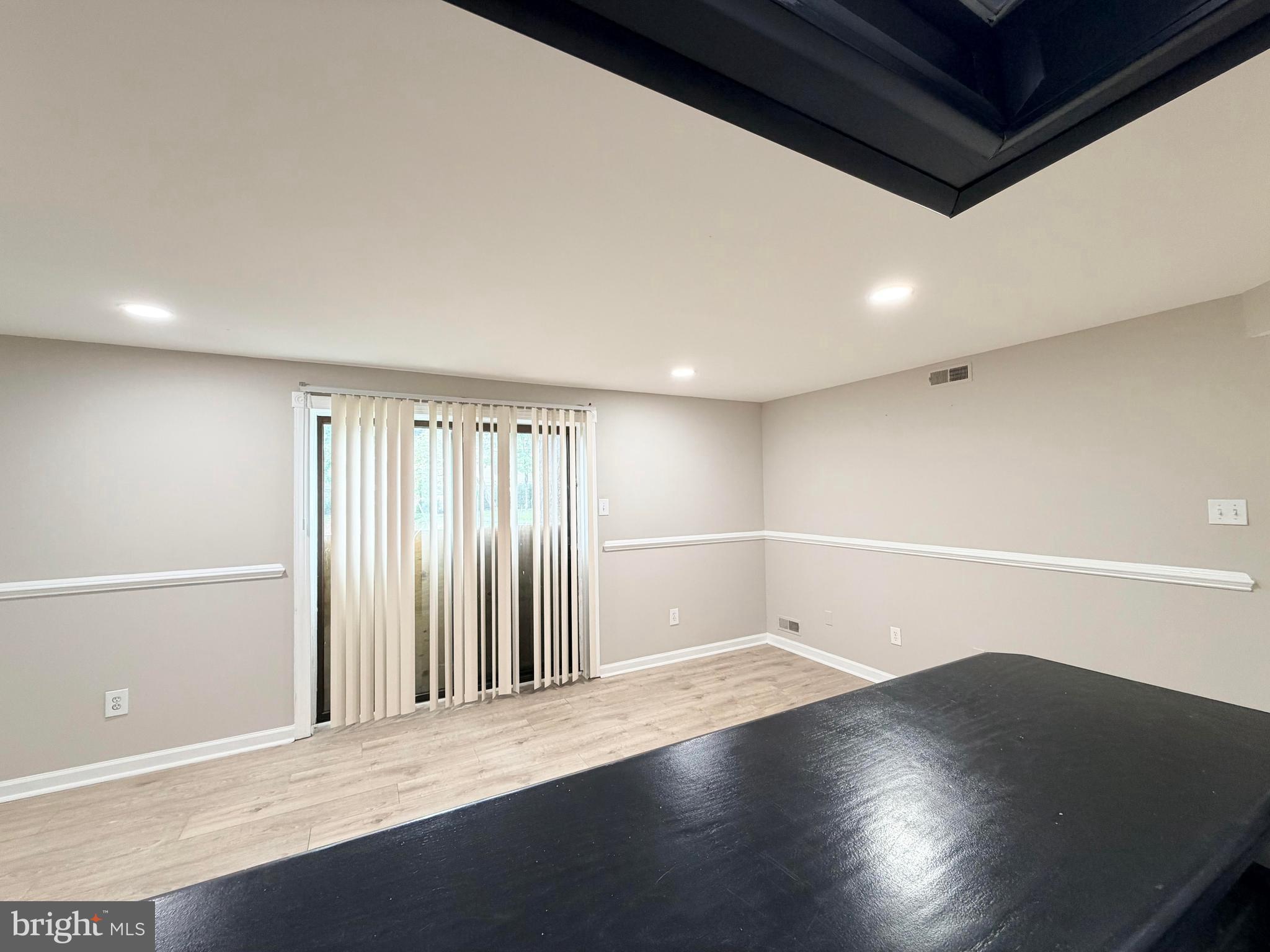 MOUNT VERNON LAKES - Residential