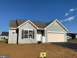50 Cambridge Lane, Lewistown, PA 17044