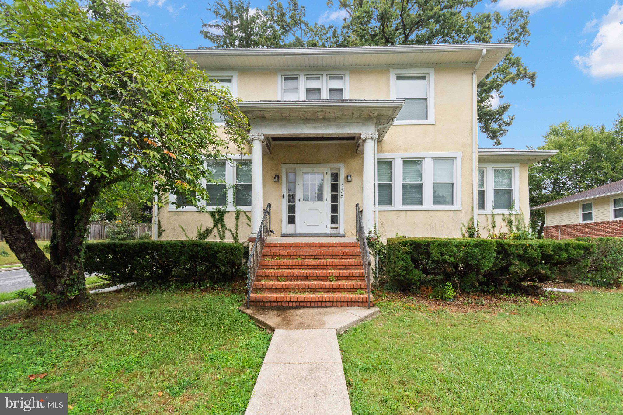 306 N BEECHWOOD AVENUE