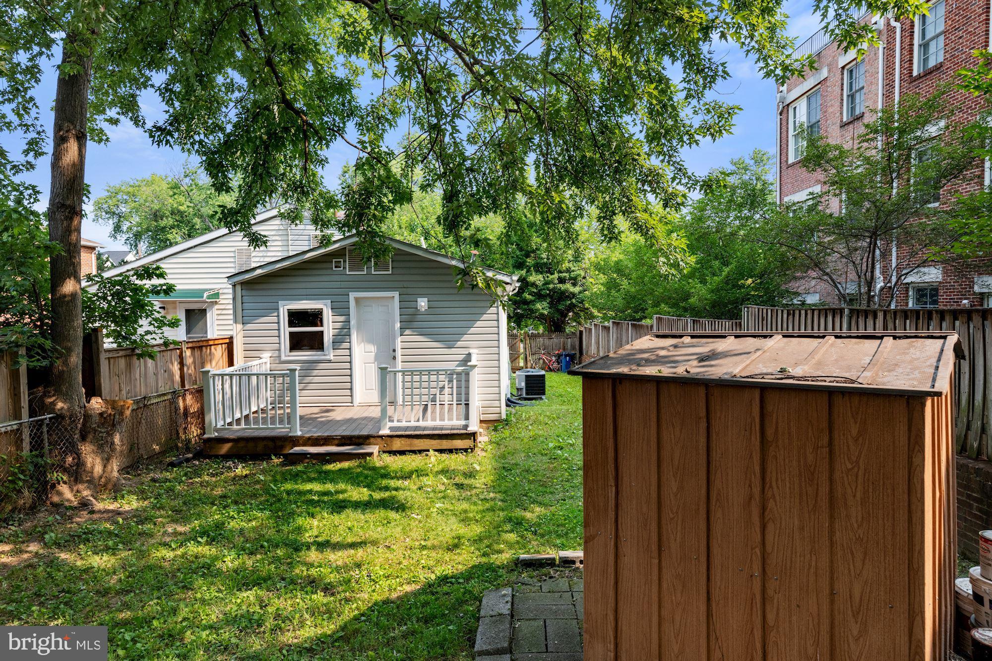 109 E REED AVENUE 1/2