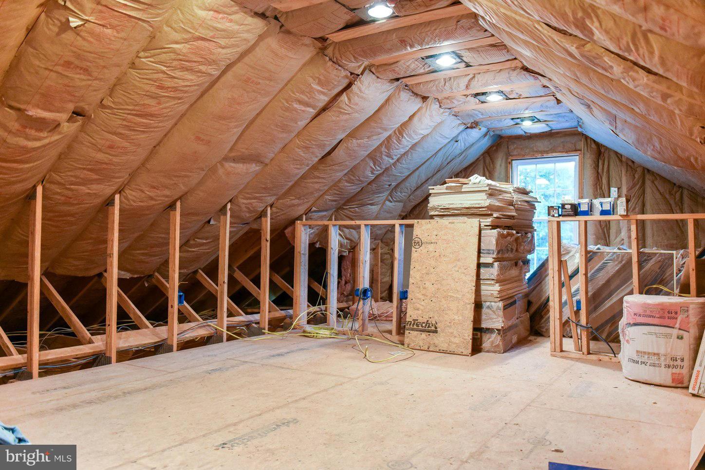 ST JAMES - Residential