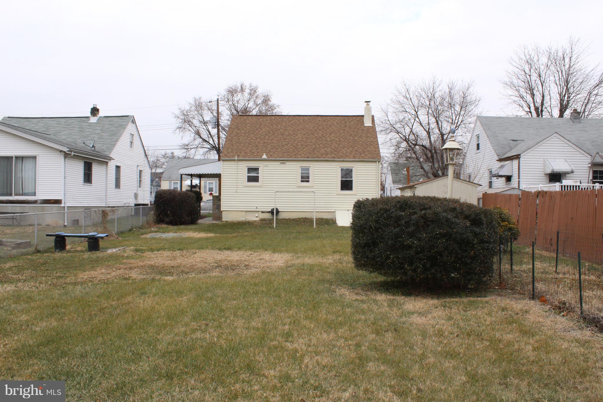 ESSEX - Residential Lease