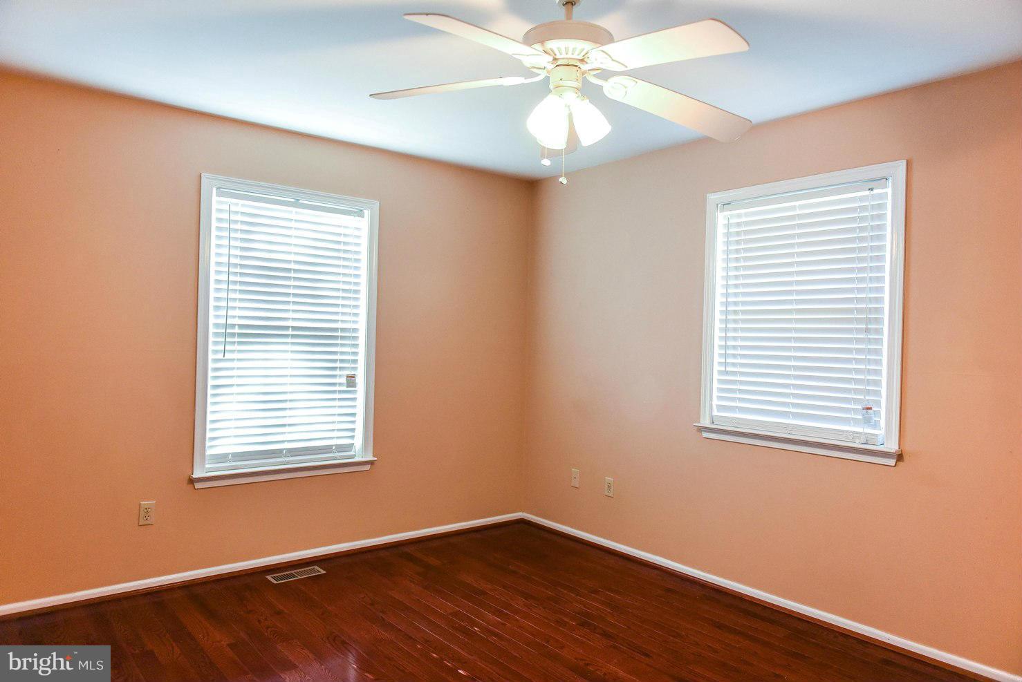 BRETON BAY ESTATES - Residential