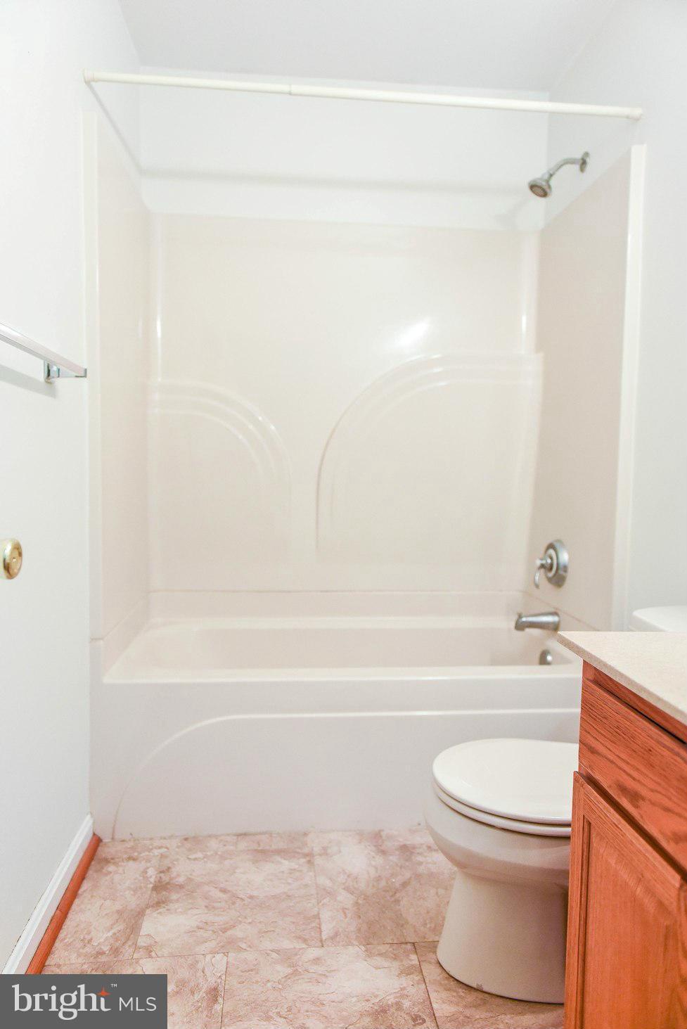 BRETON BAY ESTATES - Residential