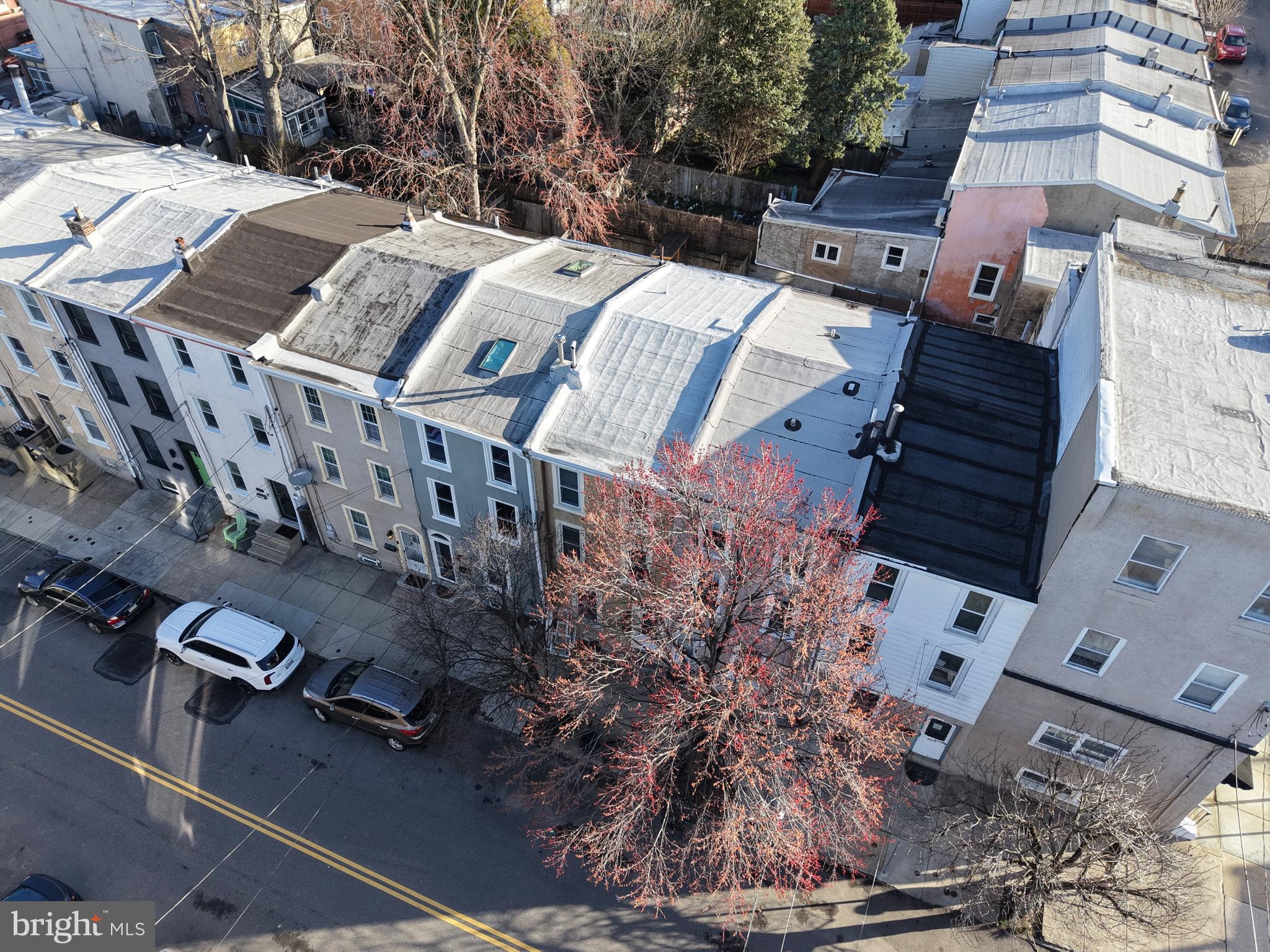 EAST FALLS - Residential