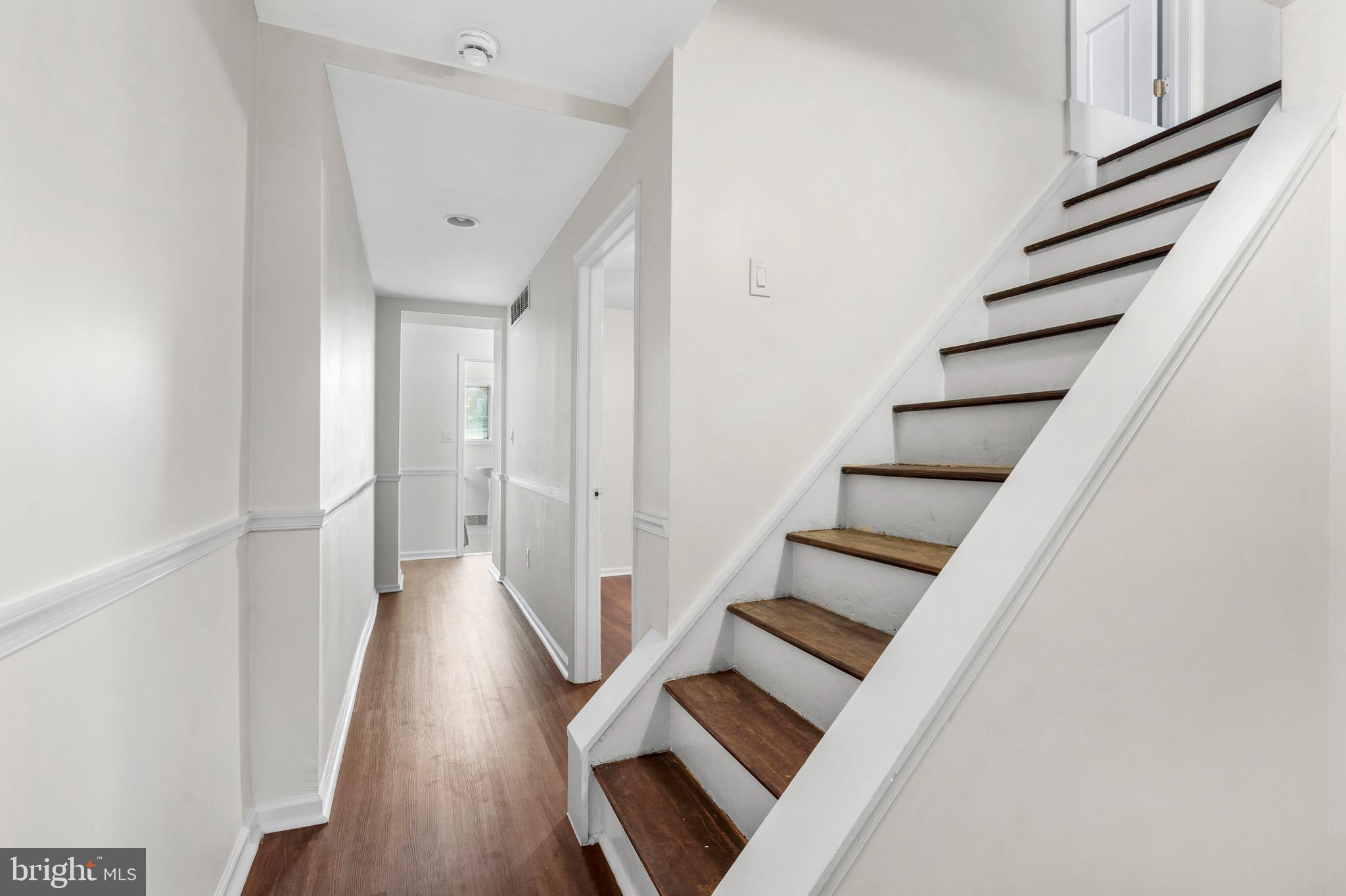 EAST FALLS - Residential