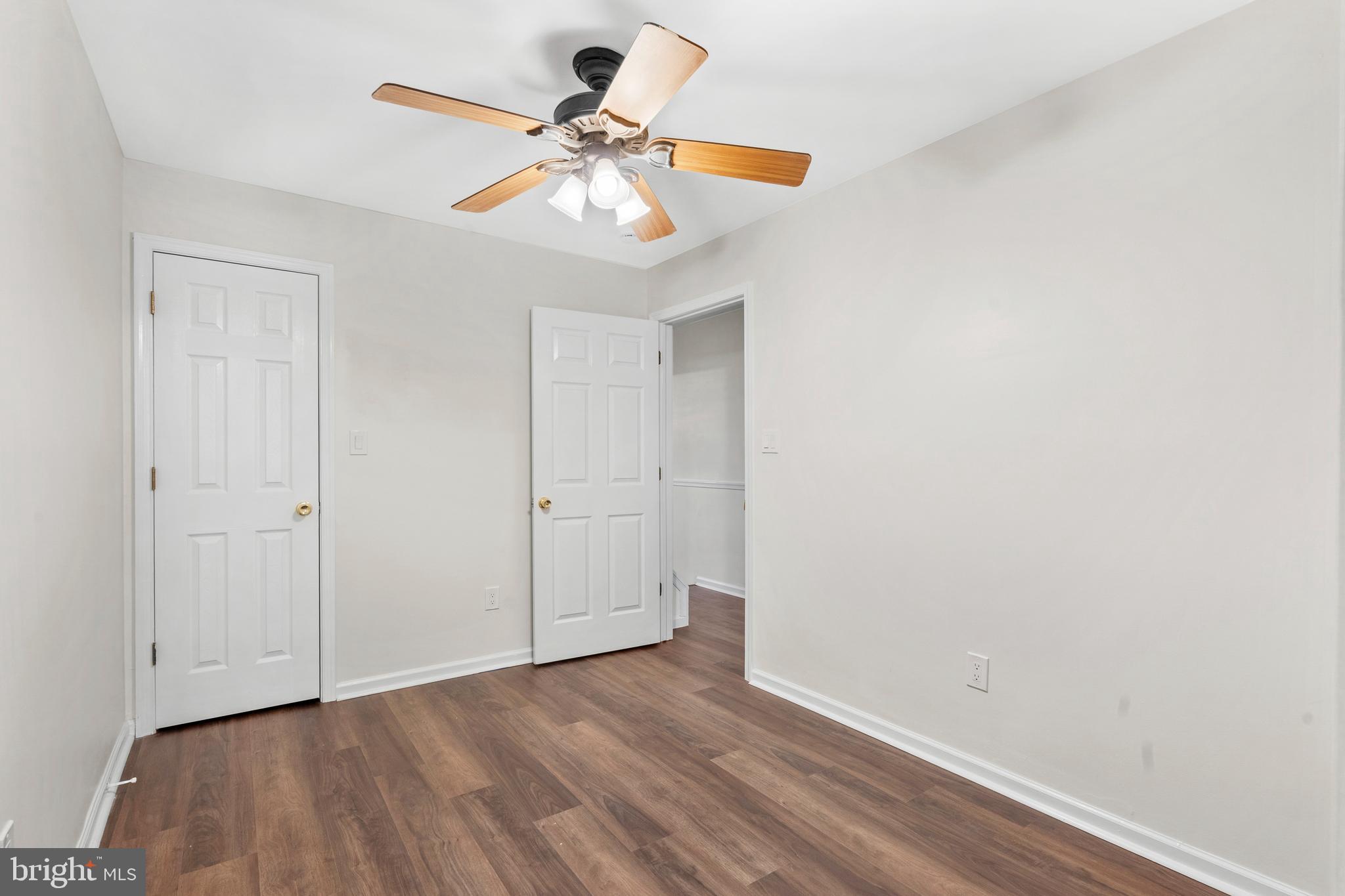 EAST FALLS - Residential