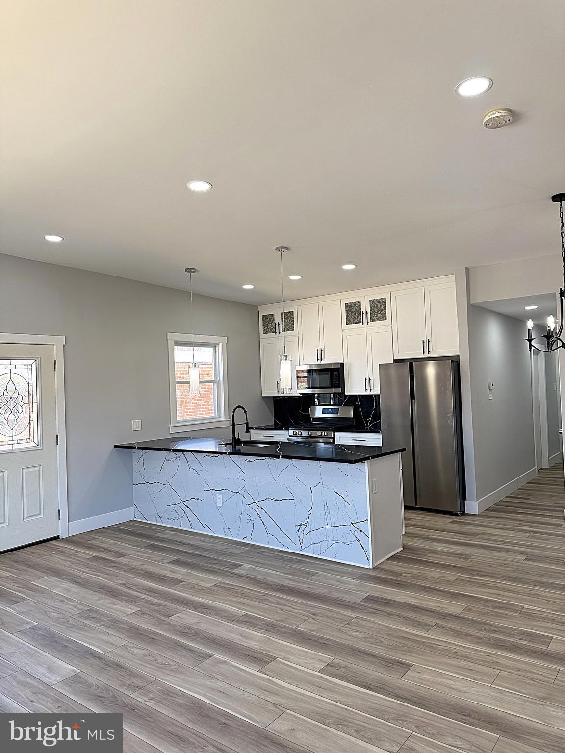 ROXBOROUGH - Residential