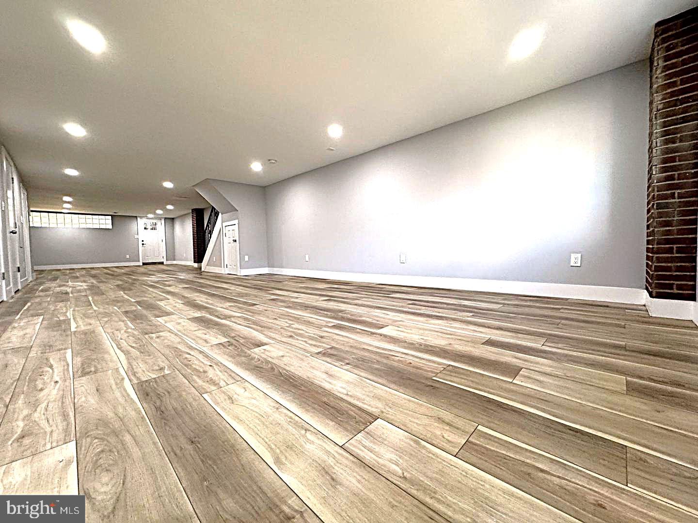 ROXBOROUGH - Residential