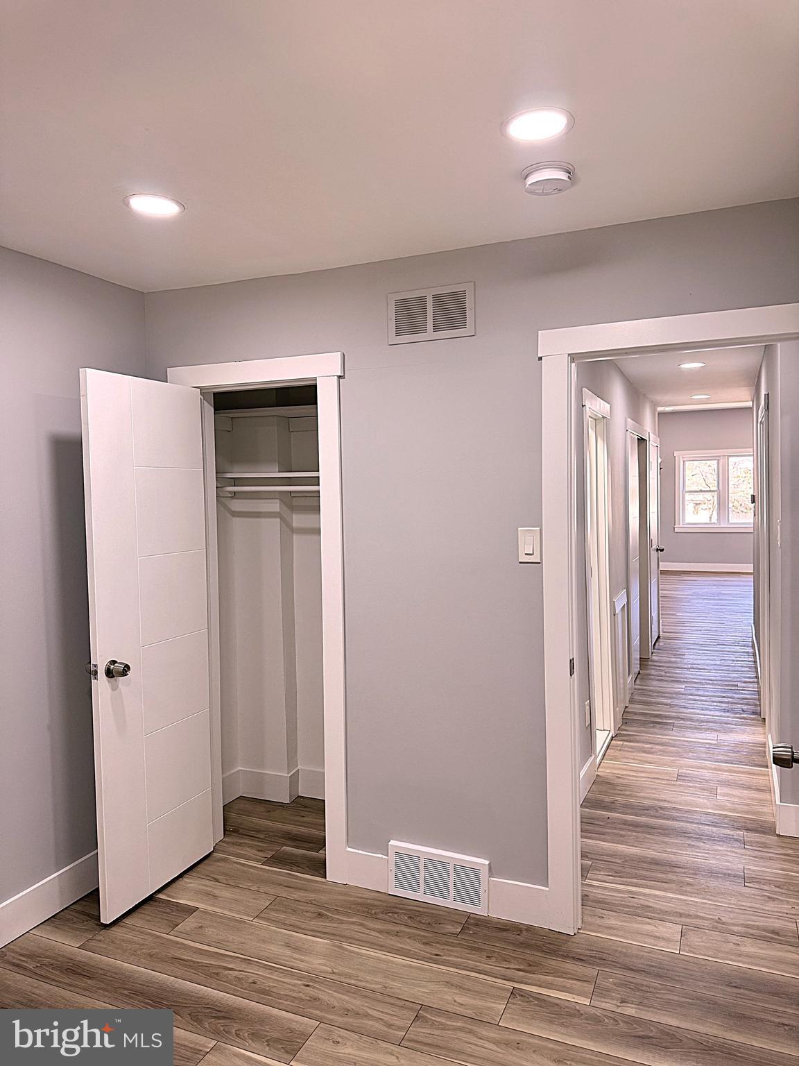 ROXBOROUGH - Residential