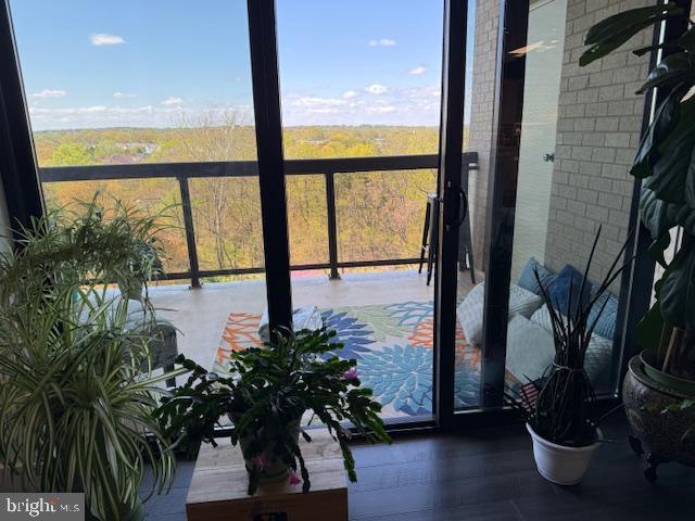 WATERGATE AT LANDMARK - Residential