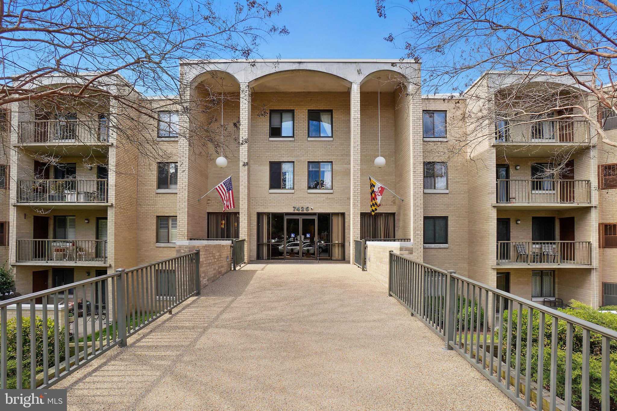 Three (3) bedroom corner unit. Plenty of natural light with a view of trees and the swimming pool. Upgraded and spacious. Stainless appliances. Upgraded baths. Location is convenient to Montgomery Mall, access to I270 and I485, Wildwood Shopping Center. It's perfect and waiting for you. Professional photos before on-market date.
Coming soon - on market date is April 5.