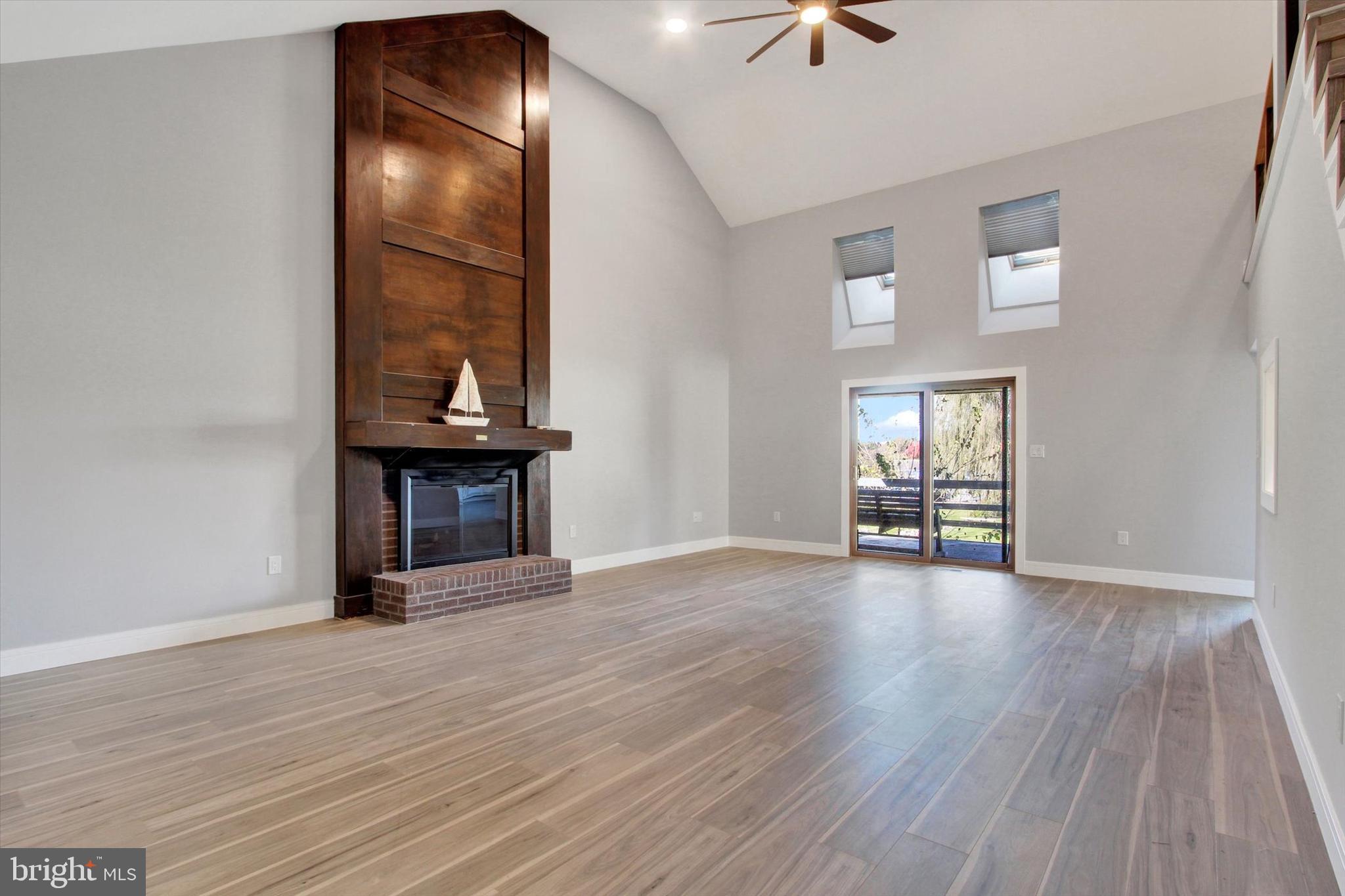 LAKE MEADE - Residential