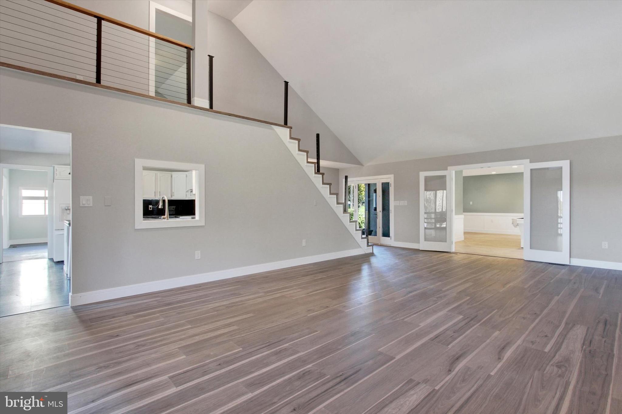 LAKE MEADE - Residential