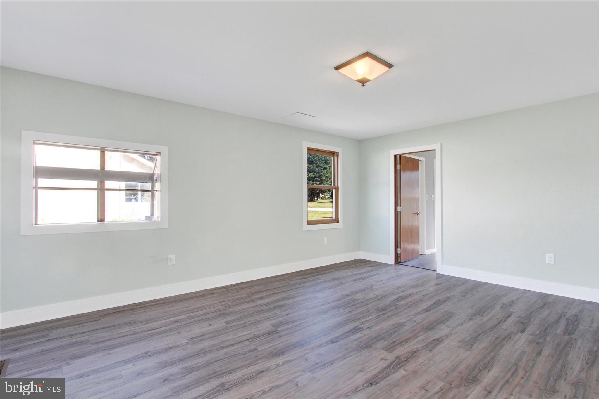 LAKE MEADE - Residential